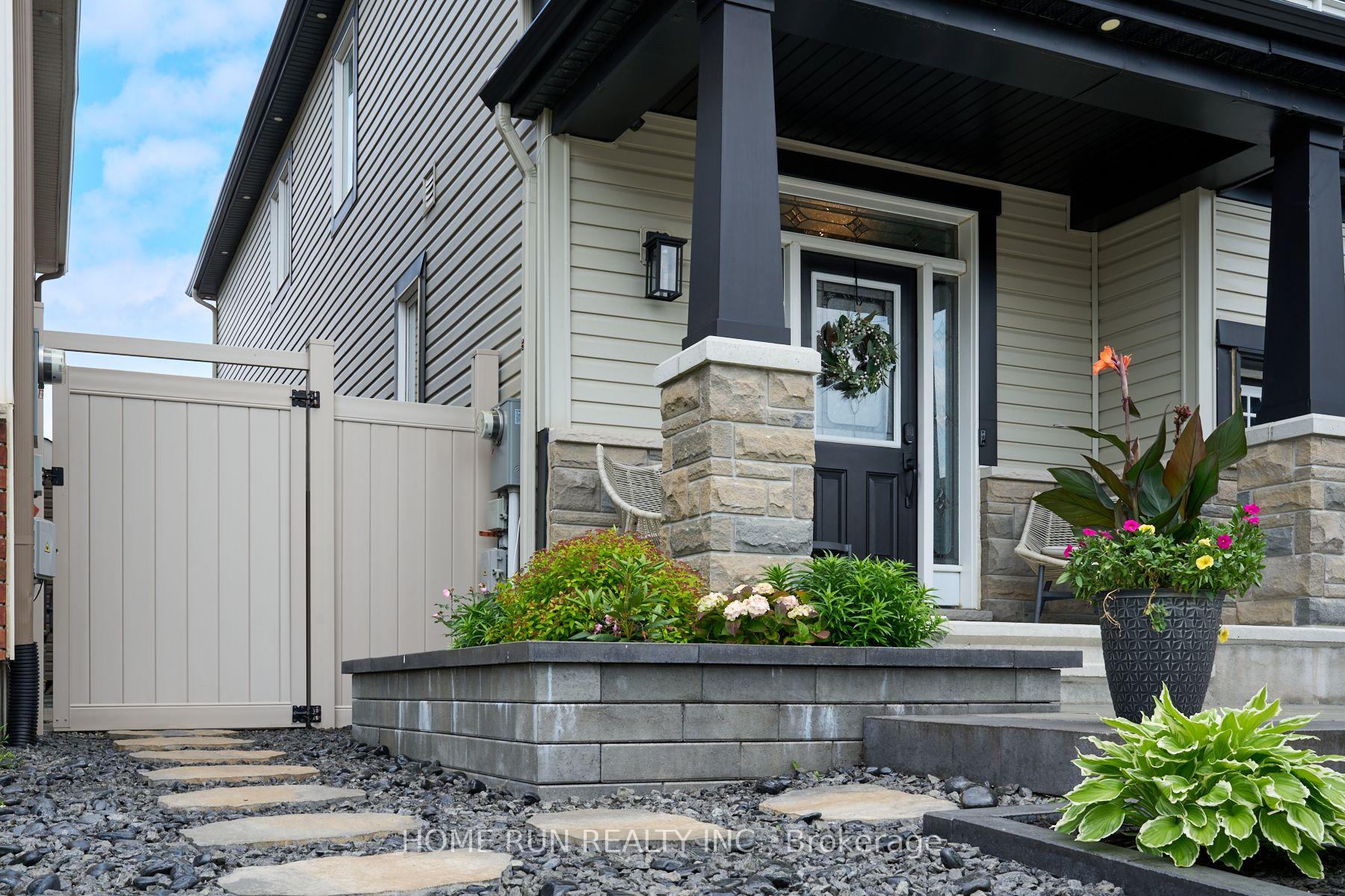 Photo 9 of 341 Rouncey Road, Ottawa, Kanata - Emerald Meadows/Trailwest — HOMEH