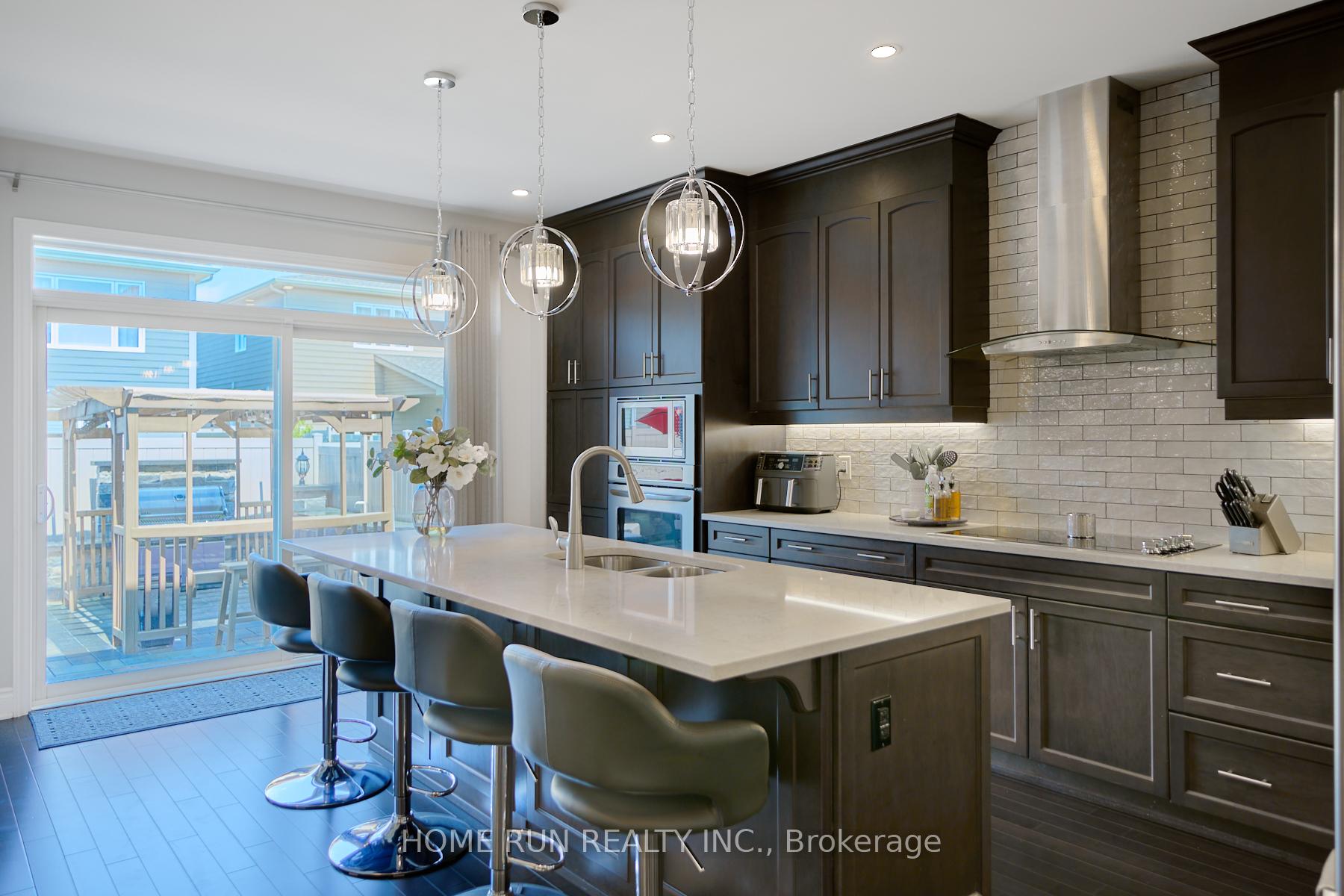 Photo 18 of 341 Rouncey Road, Ottawa, Kanata - Emerald Meadows/Trailwest — HOMEH