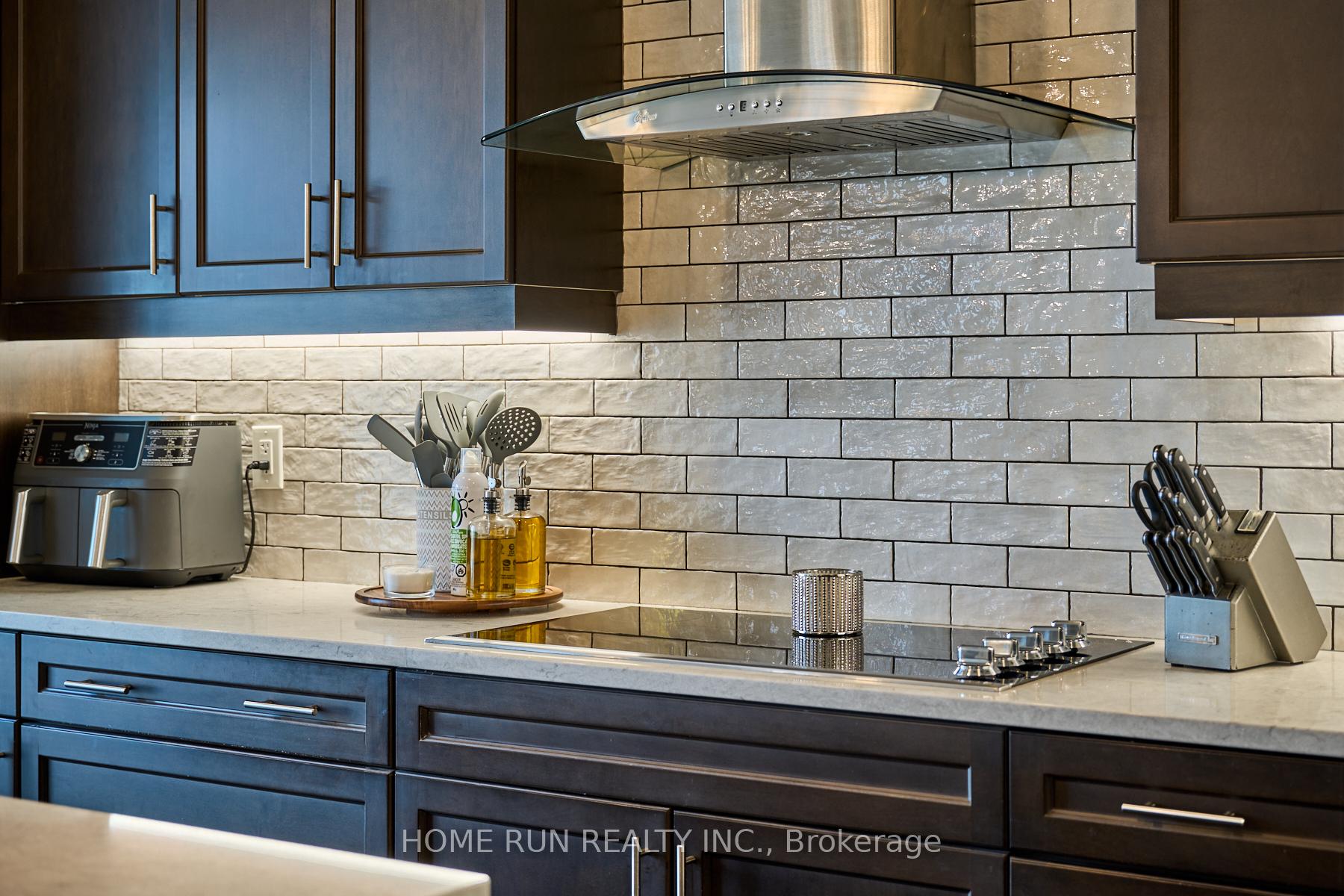 Photo 23 of 341 Rouncey Road, Ottawa, Kanata - Emerald Meadows/Trailwest — HOMEH