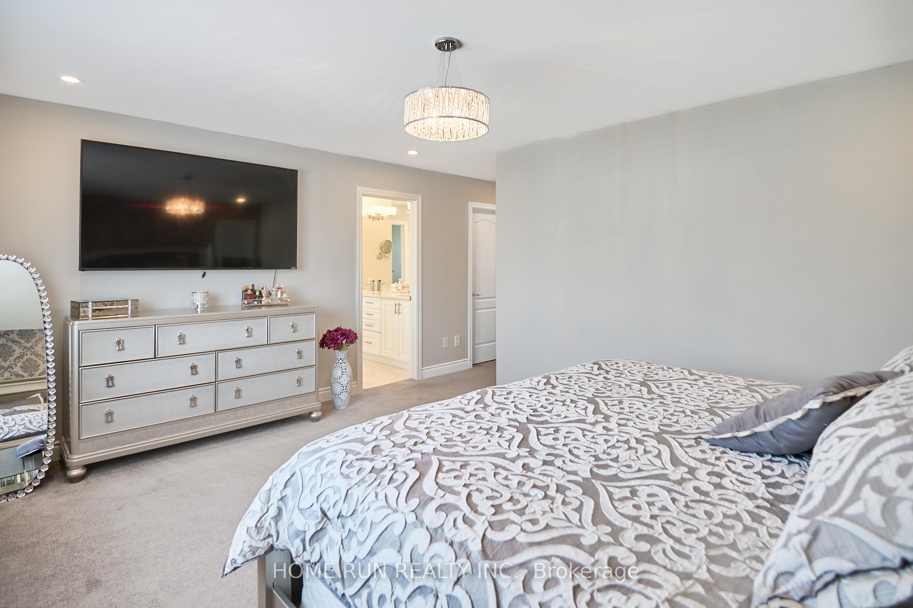 Photo 26 of 341 Rouncey Road, Ottawa, Kanata - Emerald Meadows/Trailwest — HOMEH