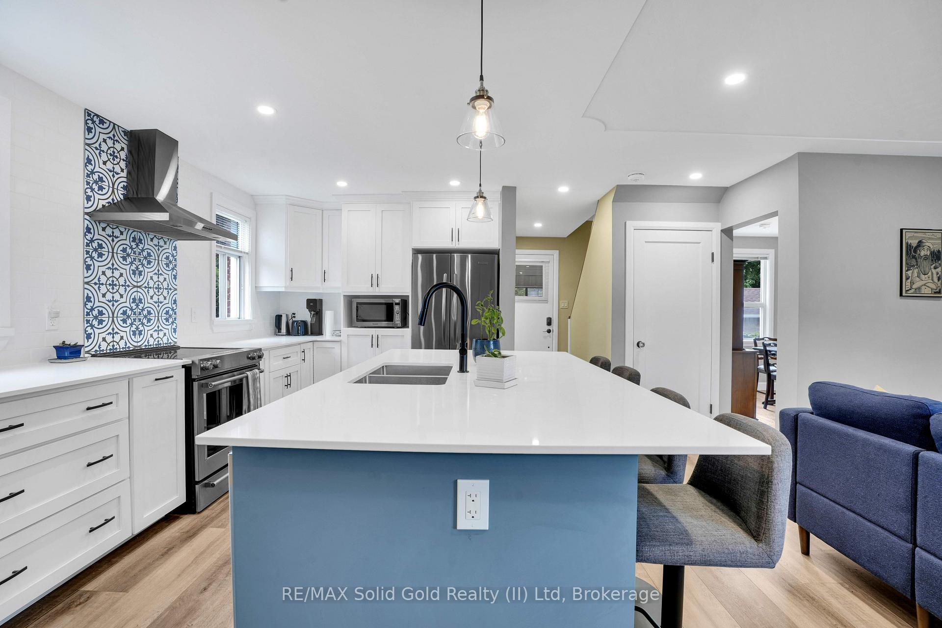 Photo 8 of 142 Lancaster Street W, Kitchener, Northward — HOMEH