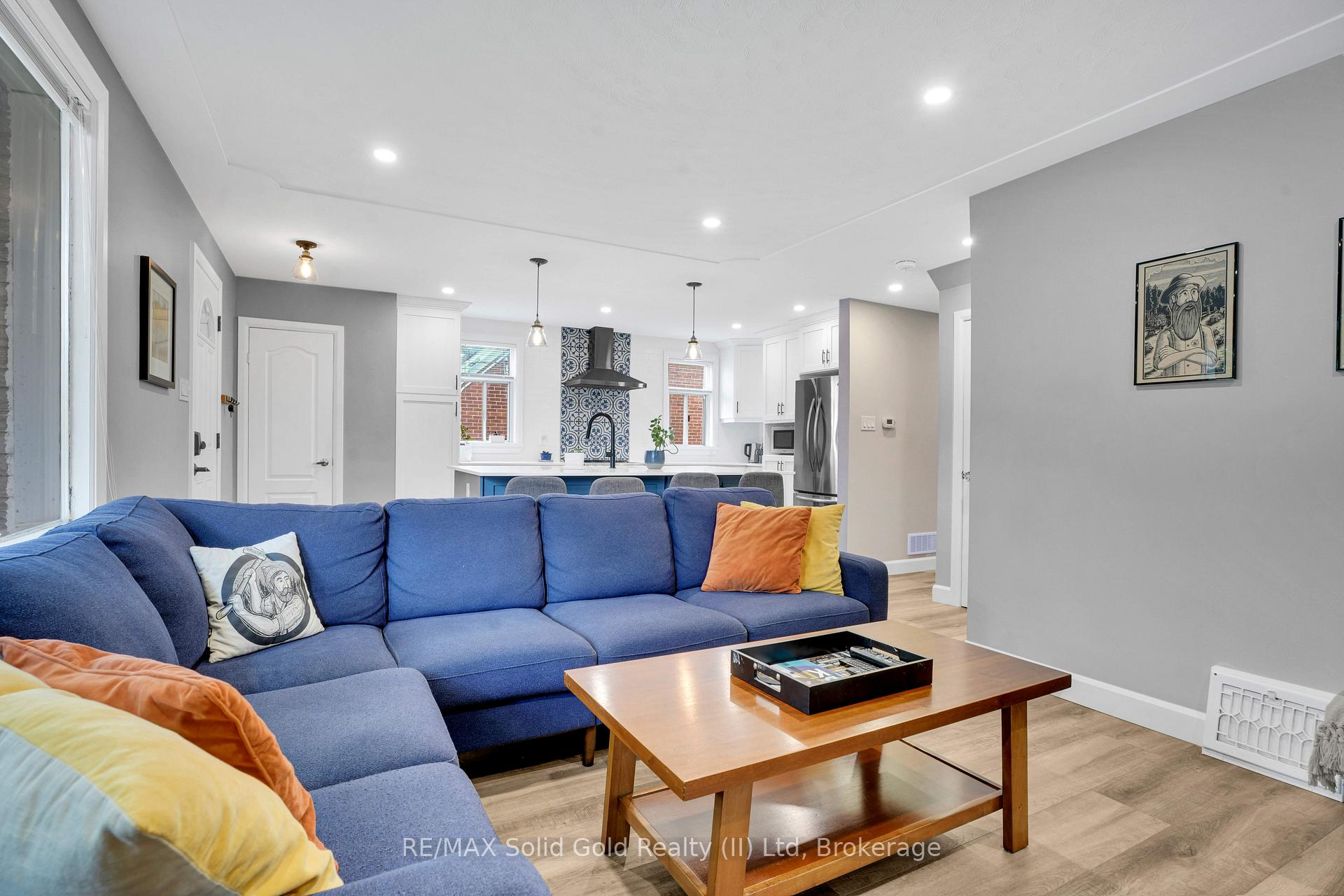 Photo 14 of 142 Lancaster Street W, Kitchener, Northward — HOMEH