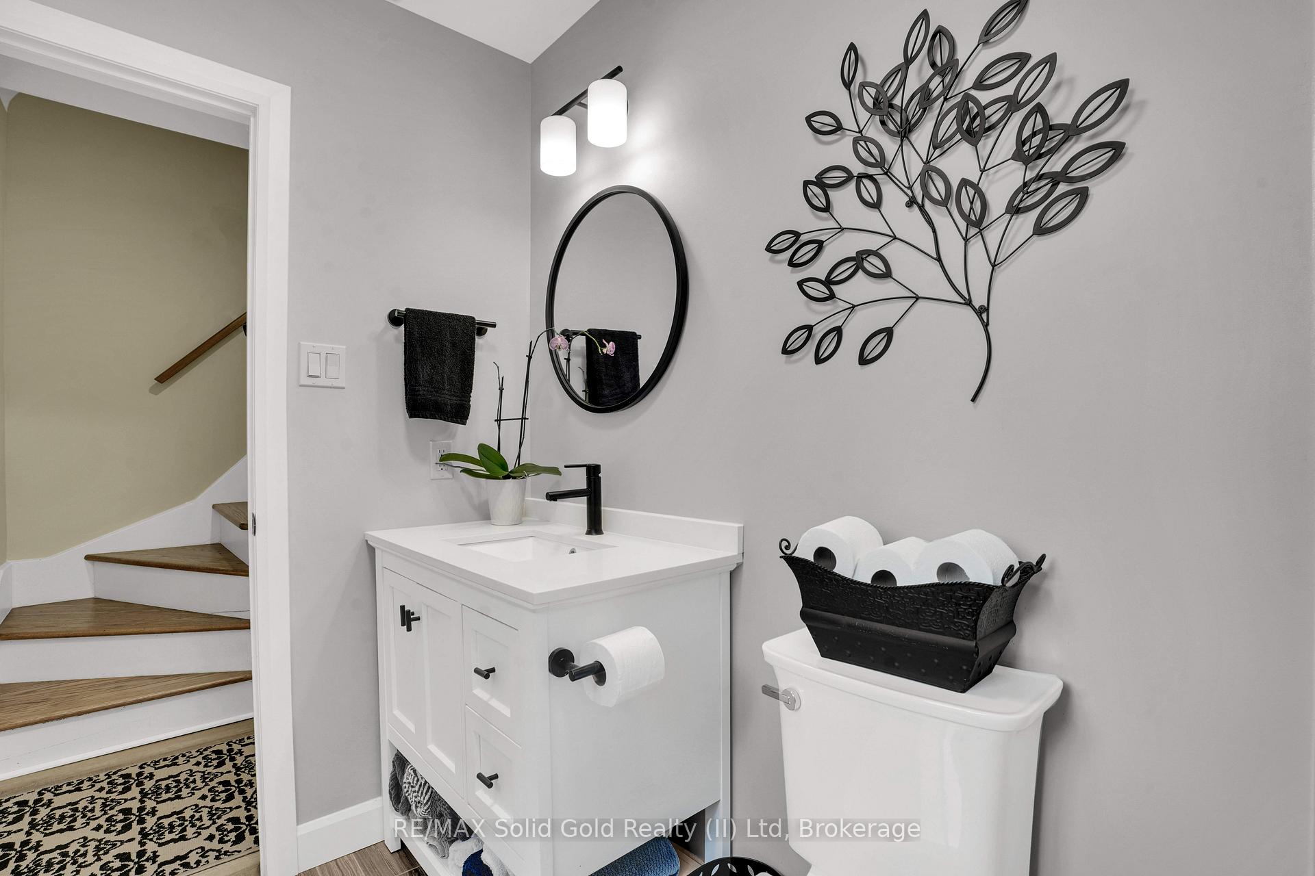 Photo 19 of 142 Lancaster Street W, Kitchener, Northward — HOMEH