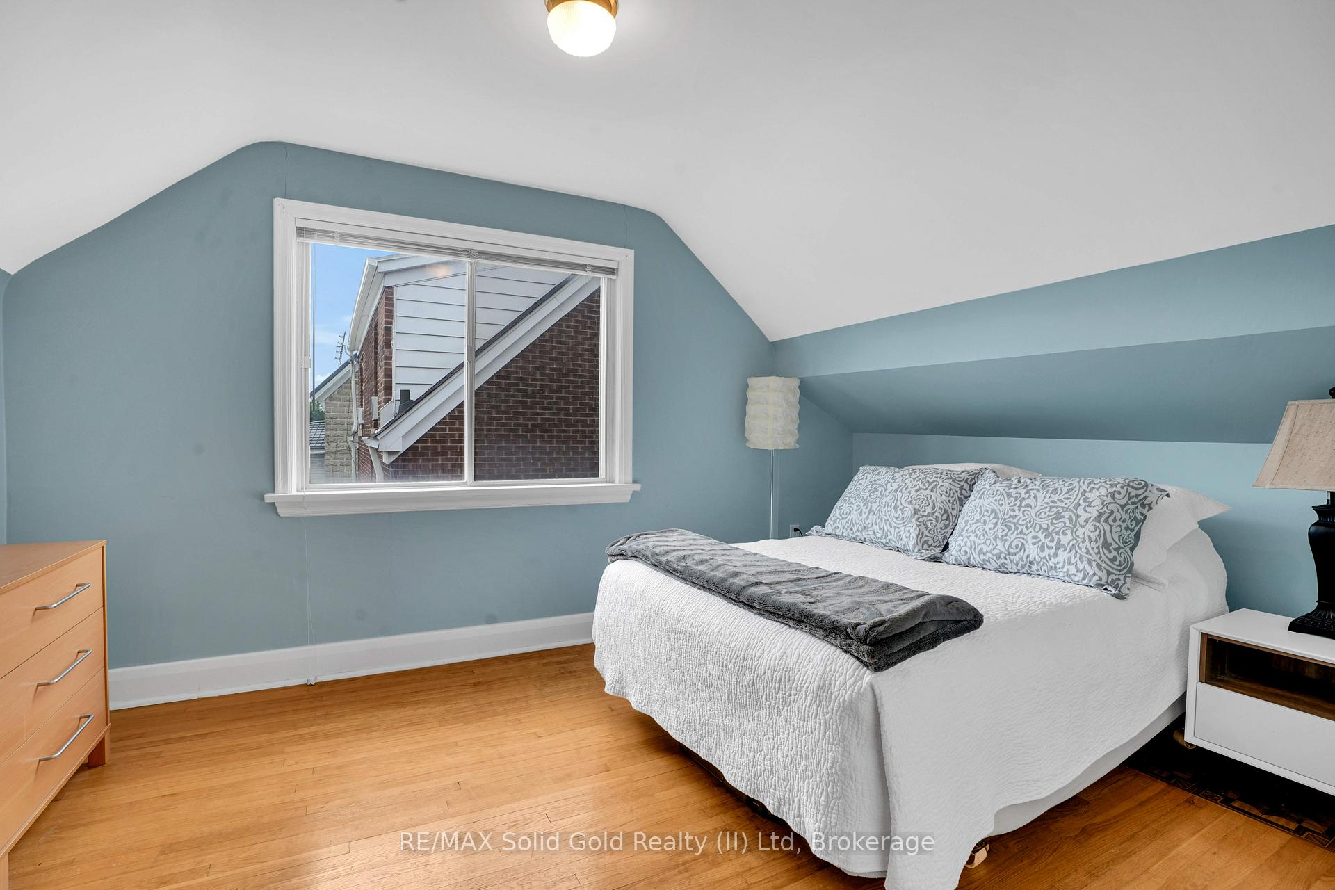 Photo 21 of 142 Lancaster Street W, Kitchener, Northward — HOMEH