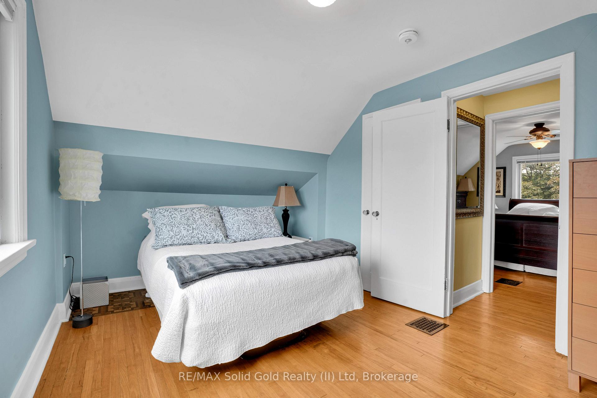 Photo 22 of 142 Lancaster Street W, Kitchener, Northward — HOMEH