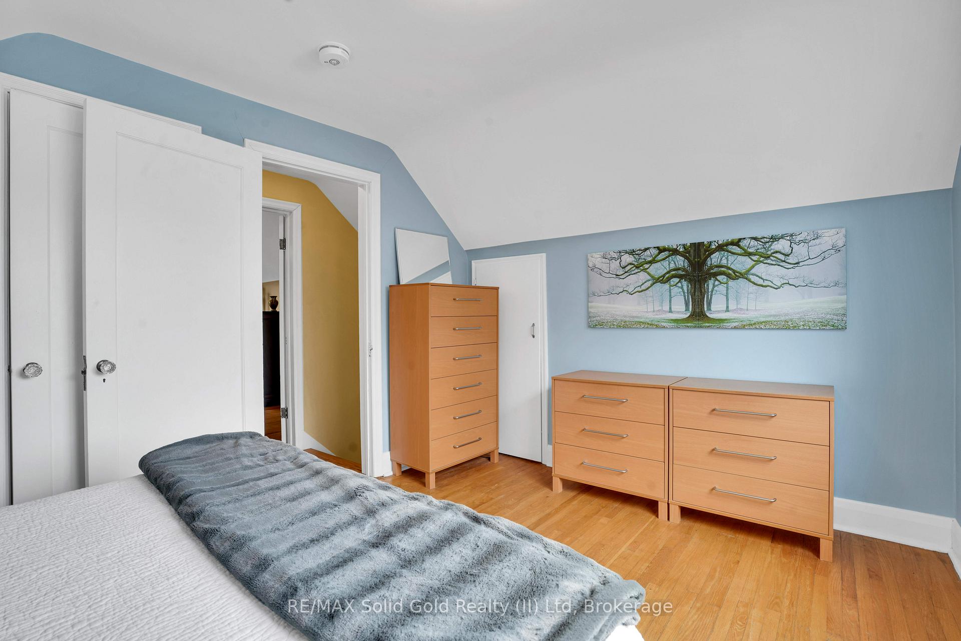 Photo 23 of 142 Lancaster Street W, Kitchener, Northward — HOMEH