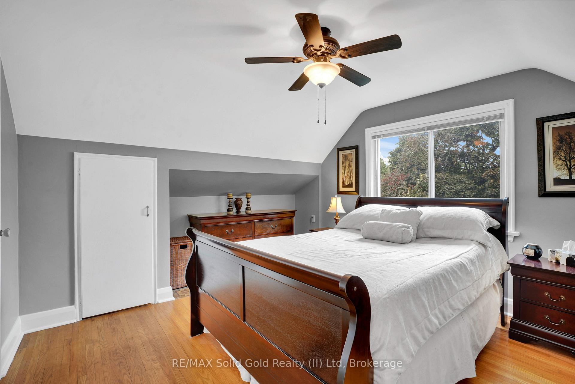 Photo 25 of 142 Lancaster Street W, Kitchener, Northward — HOMEH