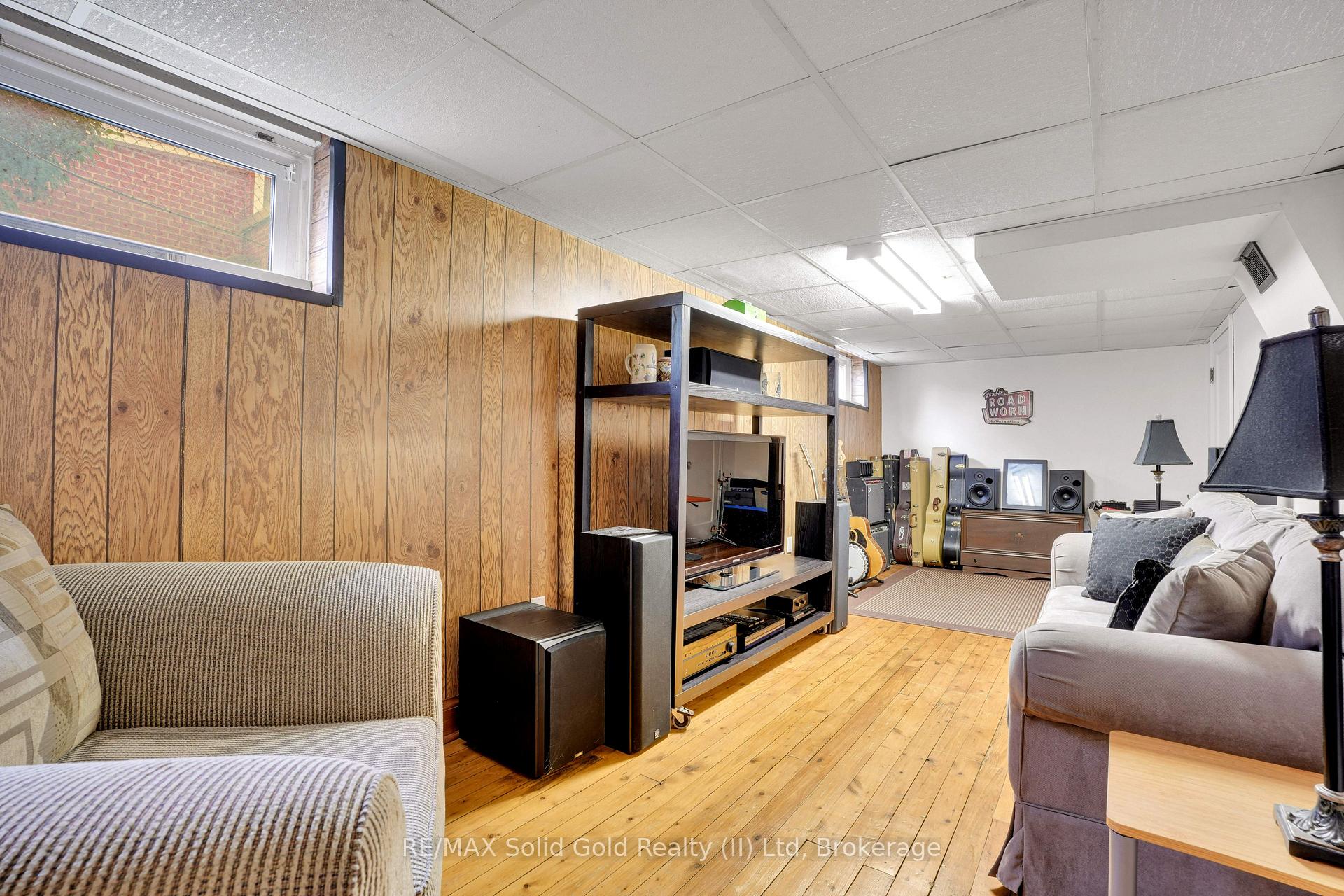 Photo 27 of 142 Lancaster Street W, Kitchener, Northward — HOMEH