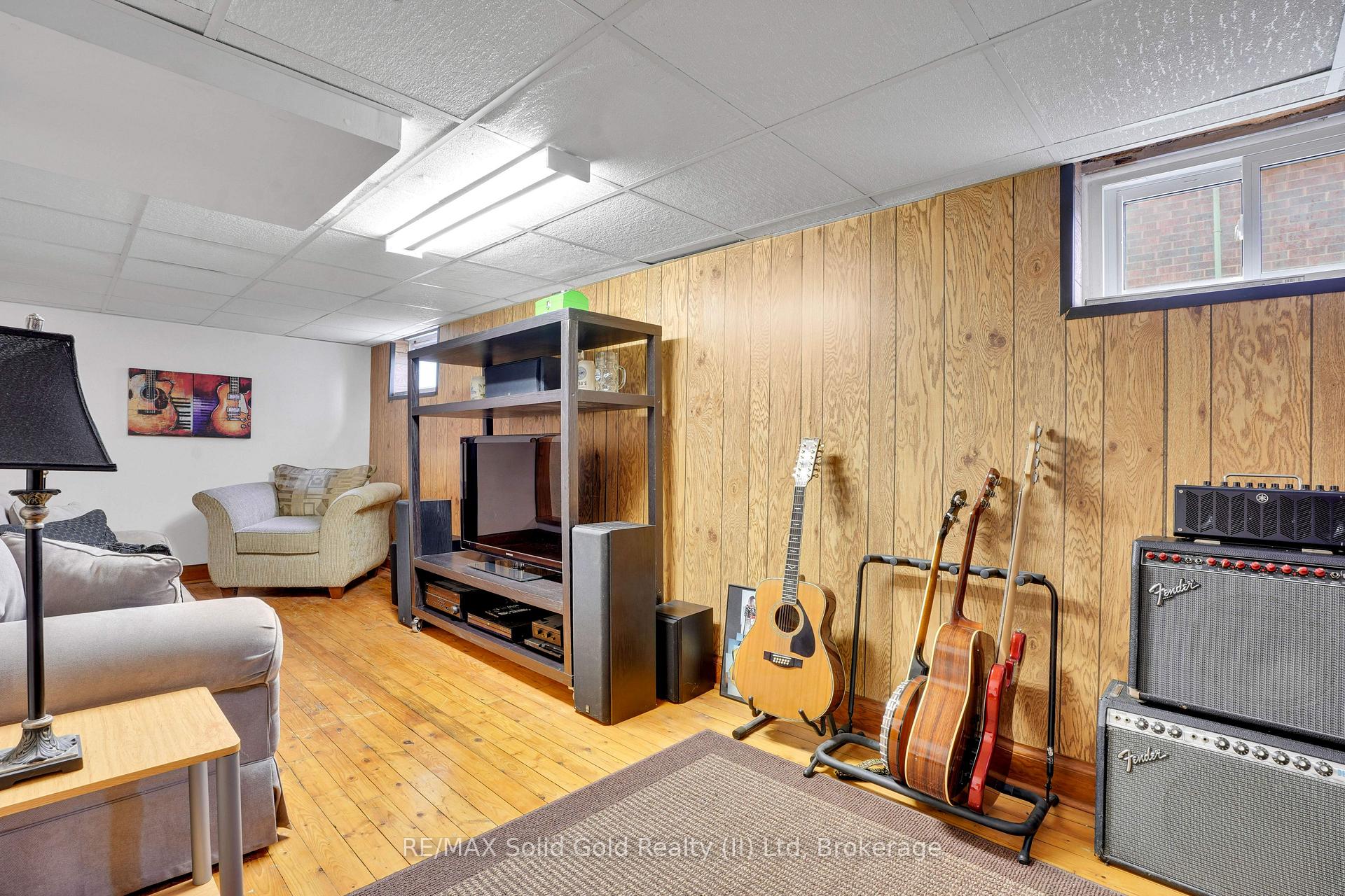 Photo 29 of 142 Lancaster Street W, Kitchener, Northward — HOMEH