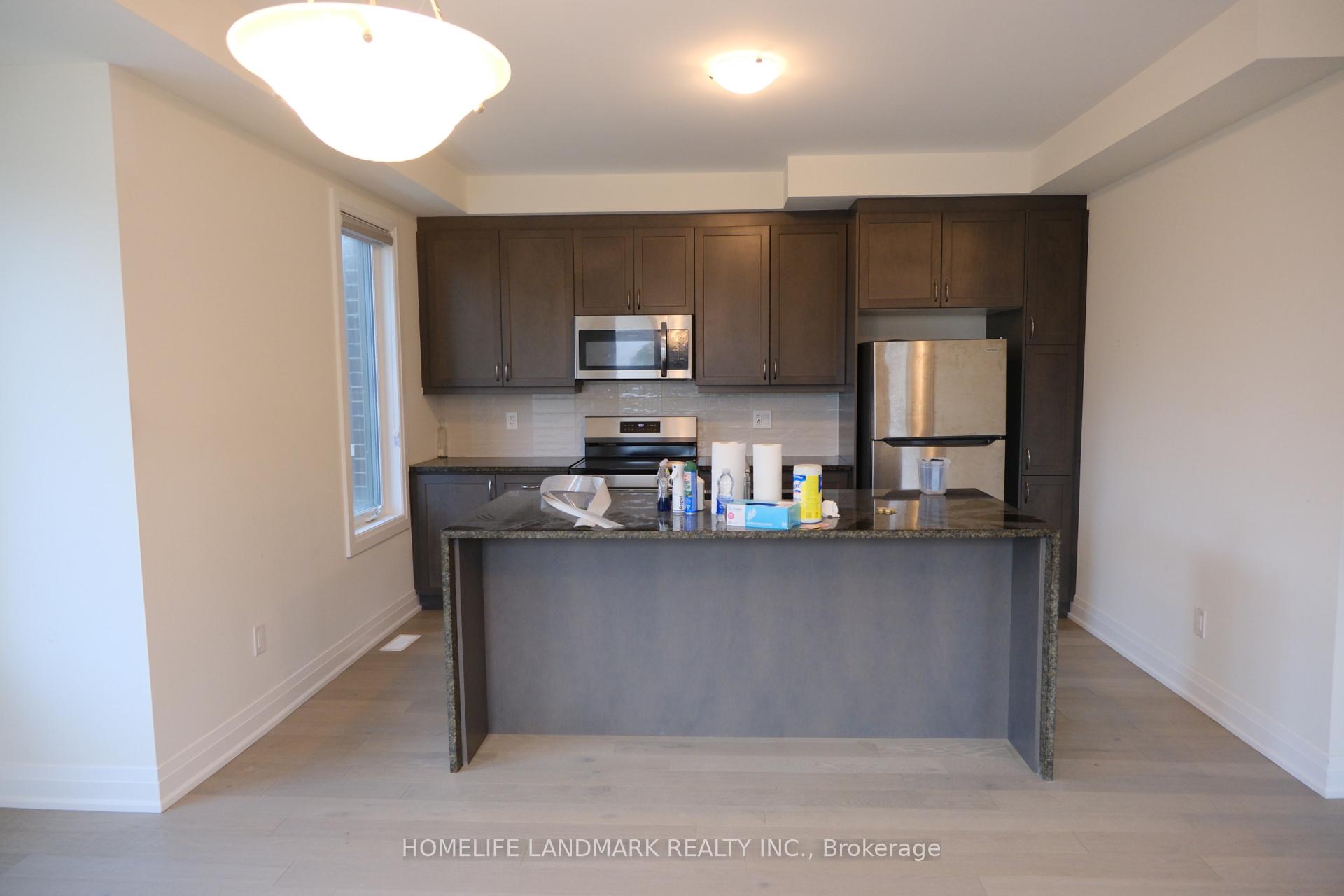Photo 4 of 111 Thomas Frisby Jr Crescent, Markham, Rural Markham — HOMEH