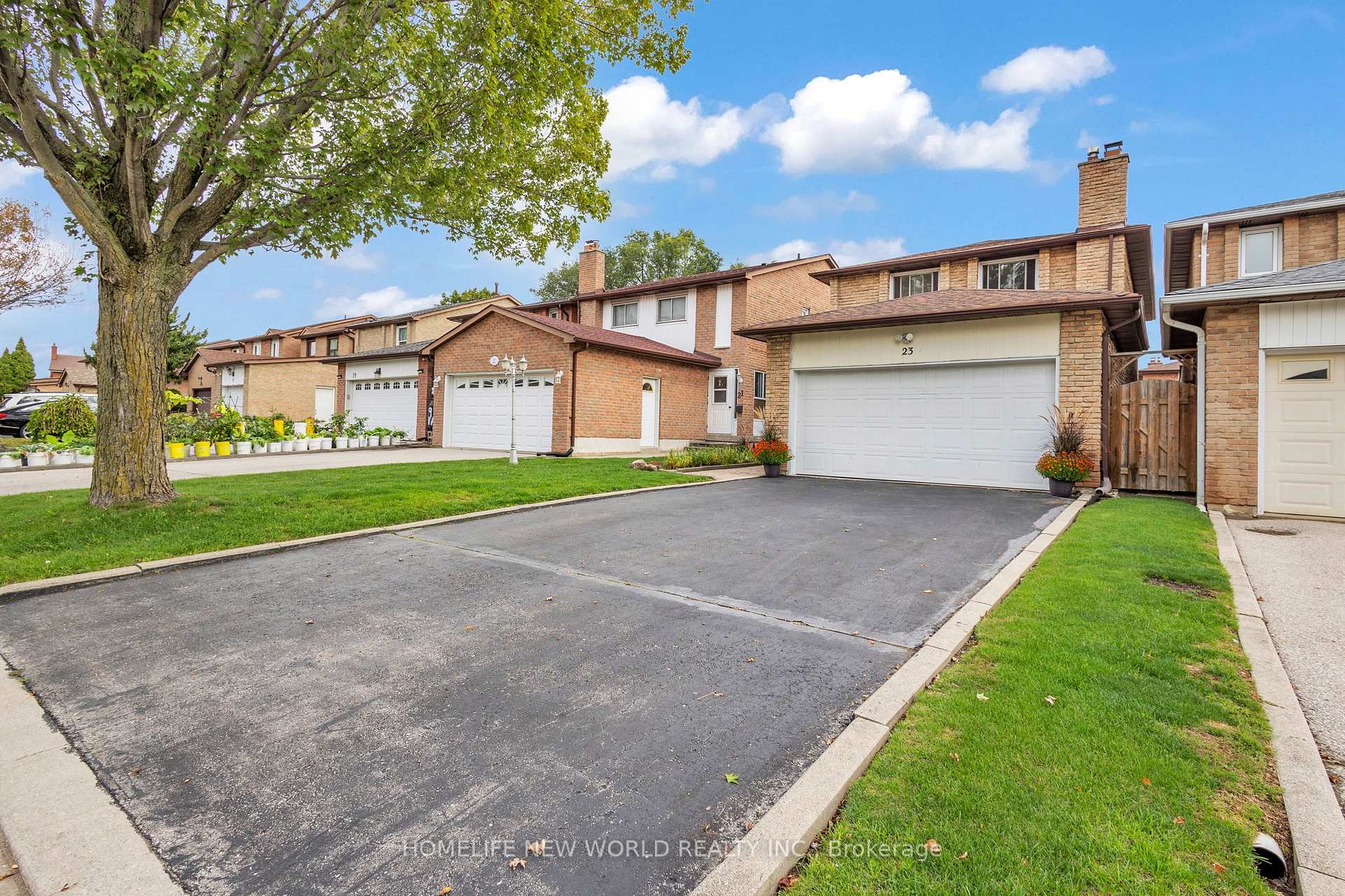 Photo 5 of 23 Avalon Road, Markham, Milliken Mills West — HOMEH