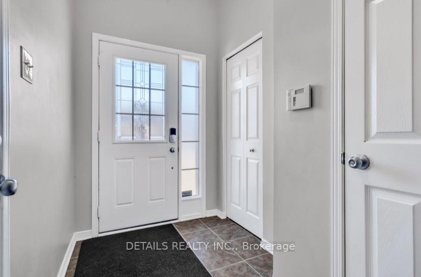 Photo 2 of 303 Brigitta Street, Ottawa, Kanata - Emerald Meadows/Trailwest — HOMEH