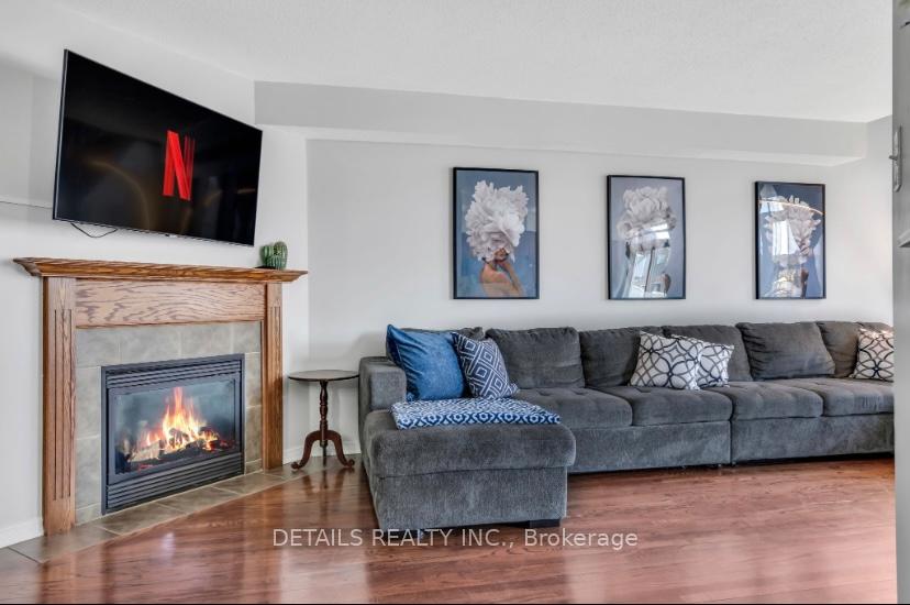 Photo 3 of 303 Brigitta Street, Ottawa, Kanata - Emerald Meadows/Trailwest — HOMEH