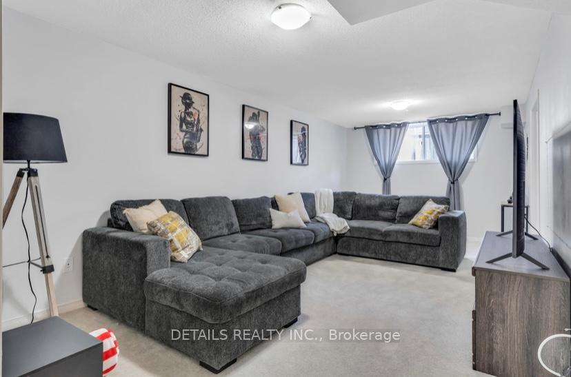 Photo 27 of 303 Brigitta Street, Ottawa, Kanata - Emerald Meadows/Trailwest — HOMEH