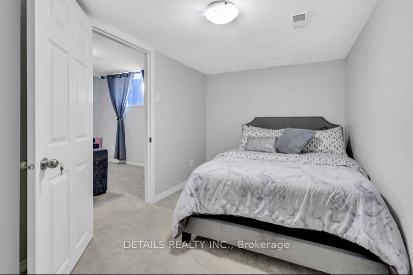 Photo 32 of 303 Brigitta Street, Ottawa, Kanata - Emerald Meadows/Trailwest — HOMEH