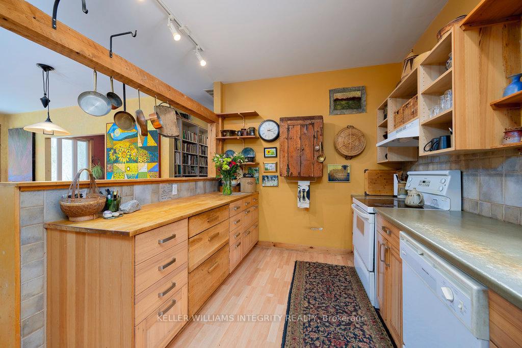Photo 19 of 7590 Dwyer Hill Road, Ottawa, Burritts Rapids — HOMEH