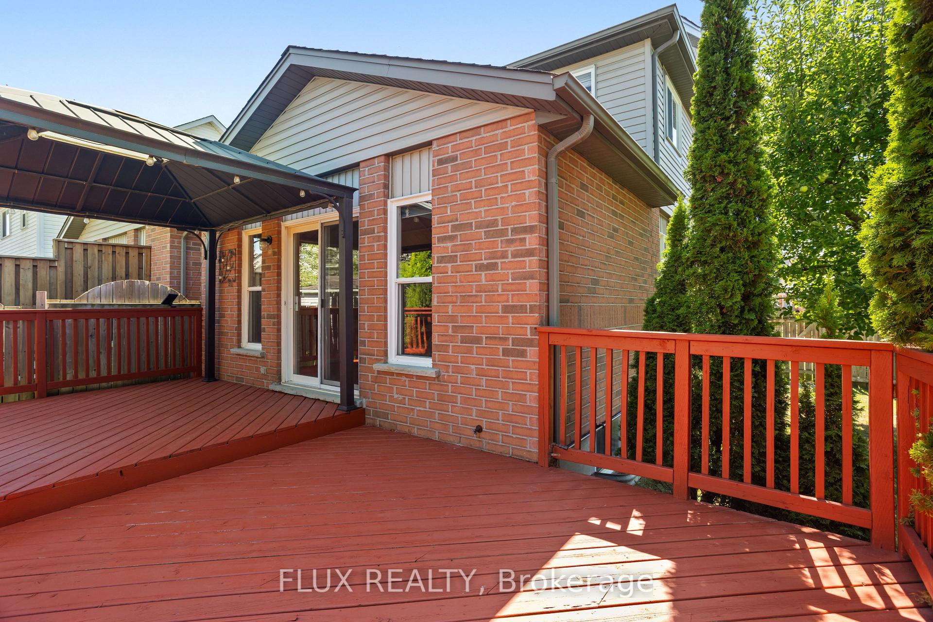 Photo 40 of 2 Donnenwerth Drive, Kitchener — HOMEH
