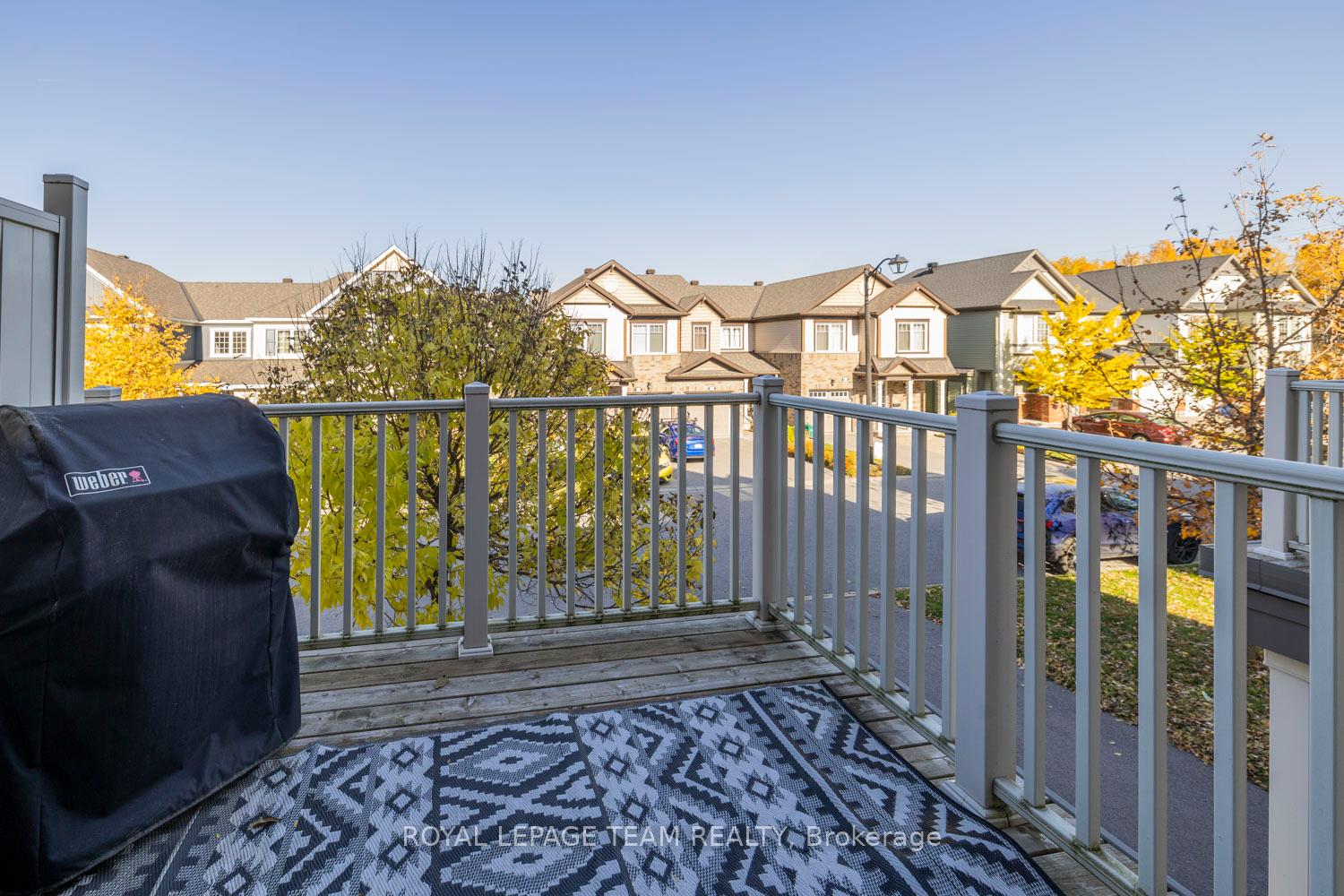 Photo 16 of 552 Foxlight Circle, Ottawa, Kanata - Emerald Meadows/Trailwest — HOMEH