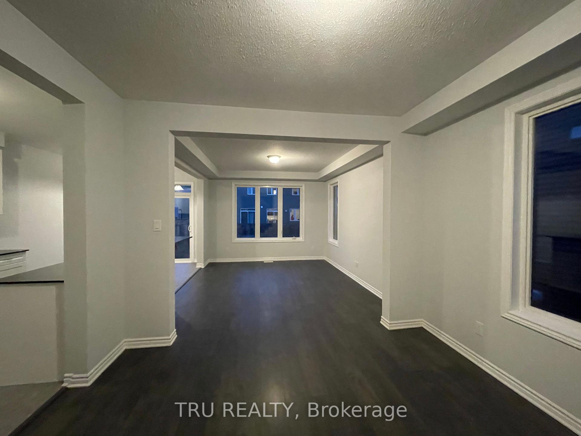 Photo 7 of 151 Pictou Crescent, Ottawa, Kanata - Emerald Meadows/Trailwest — HOMEH