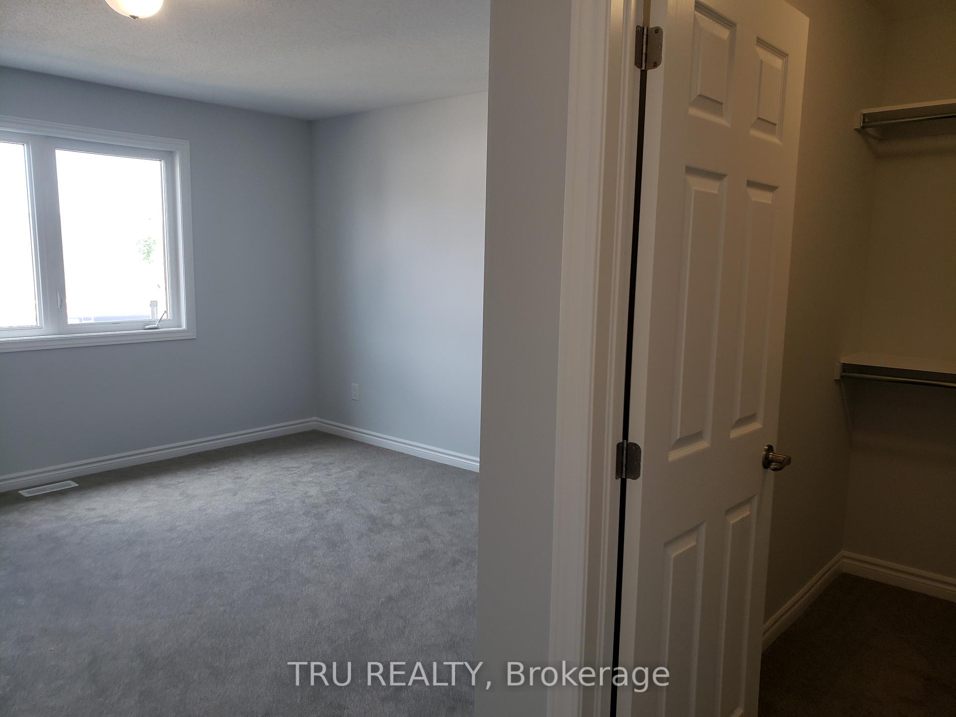Photo 11 of 151 Pictou Crescent, Ottawa, Kanata - Emerald Meadows/Trailwest — HOMEH
