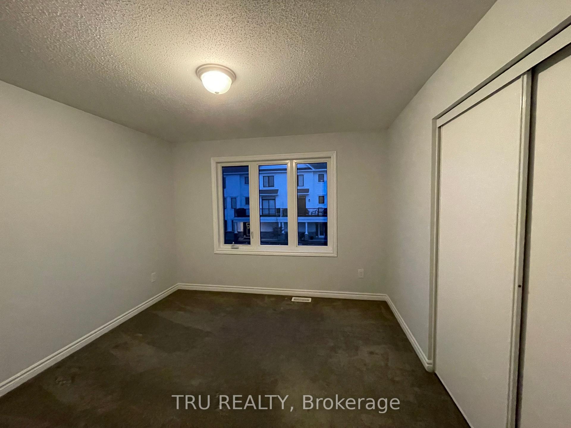 Photo 16 of 151 Pictou Crescent, Ottawa, Kanata - Emerald Meadows/Trailwest — HOMEH