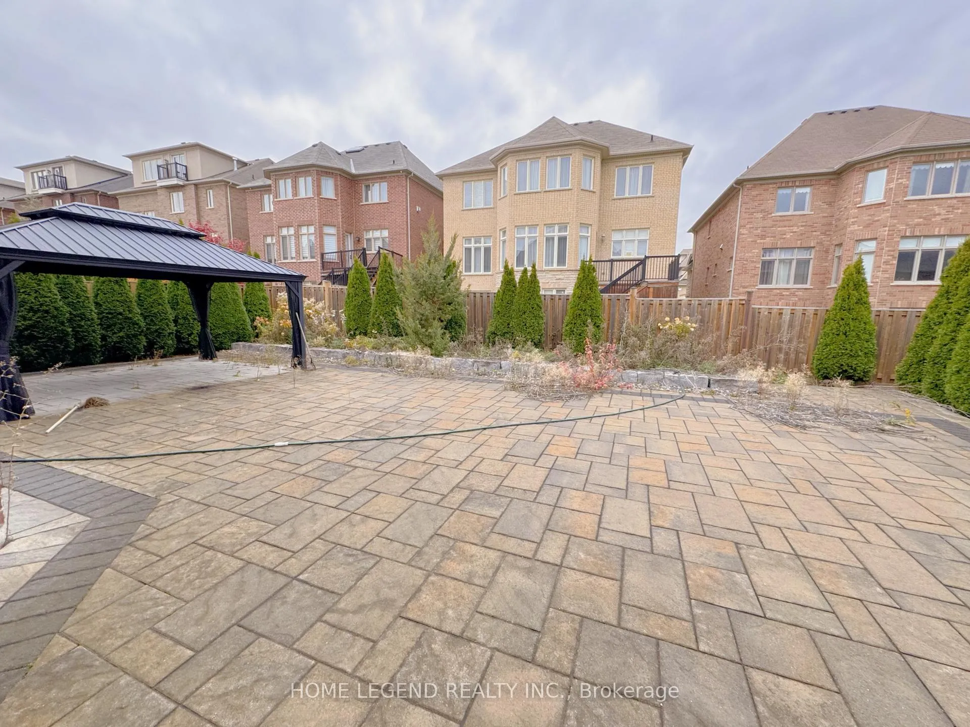 Photo 13 of 101 Glengordon Crescent, Markham, Devil's Elbow — HOMEH