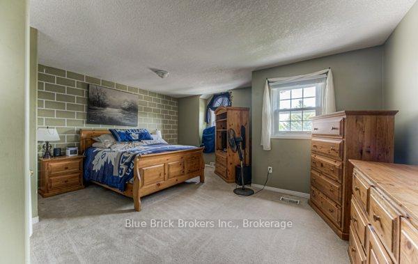 Photo 15 of 112 Milfoil Crescent, Kitchener — HOMEH