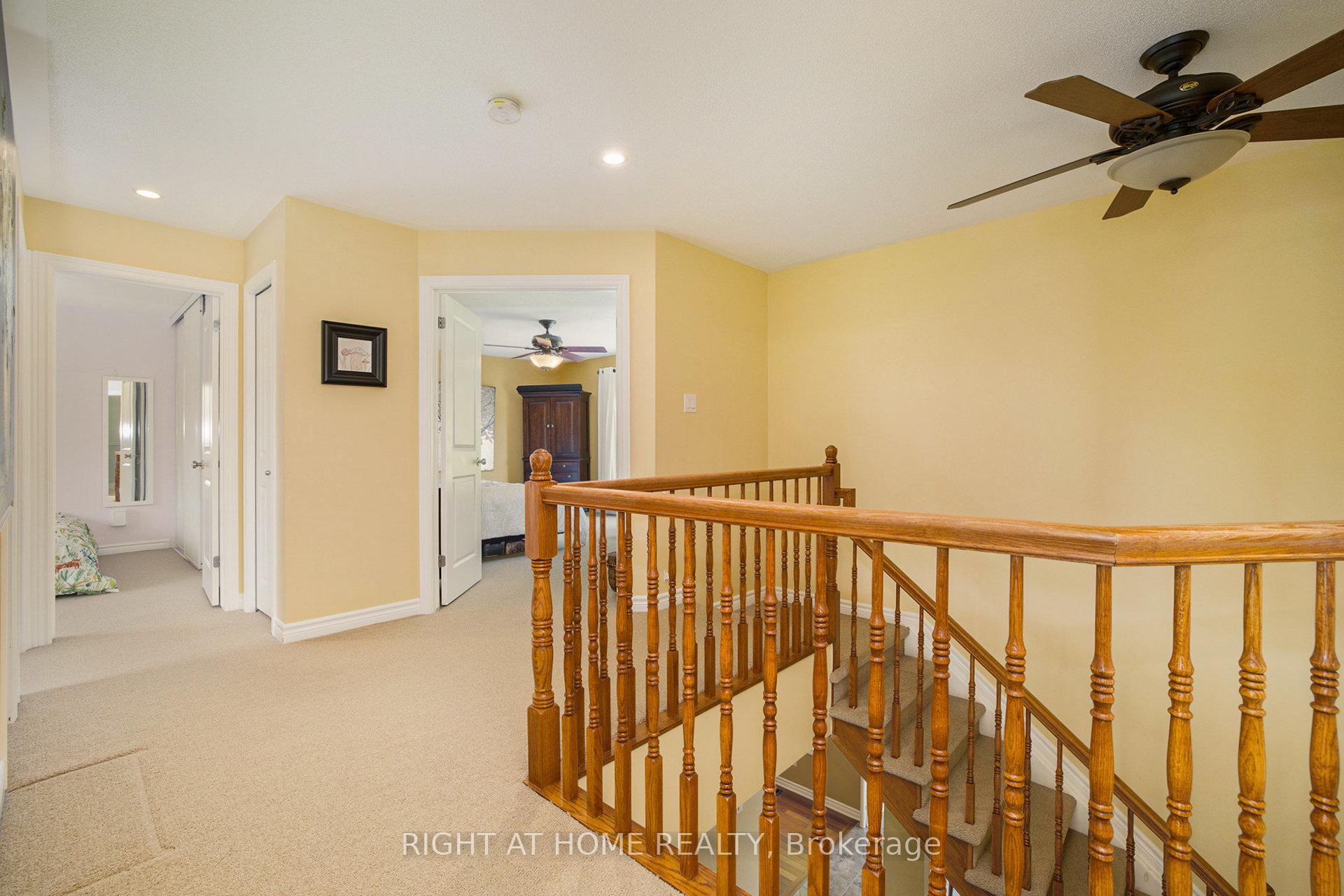 Photo 23 of 804 Oakside Crescent, Ottawa, Kanata - Morgan's Grant/South March — HOMEH