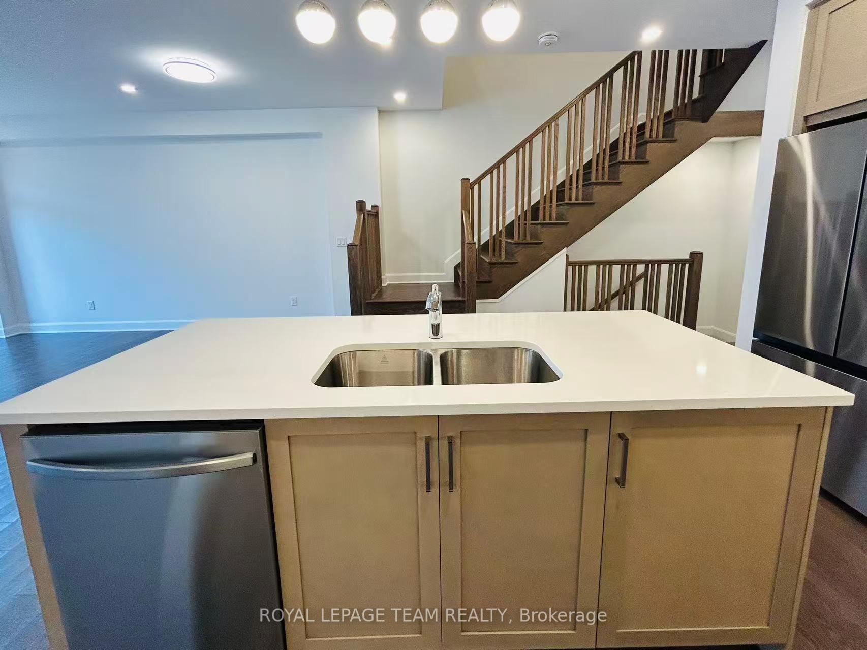 Photo 17 of 1302 Whitlow Grass Way, Ottawa, Kanata - Morgan's Grant/South March — HOMEH