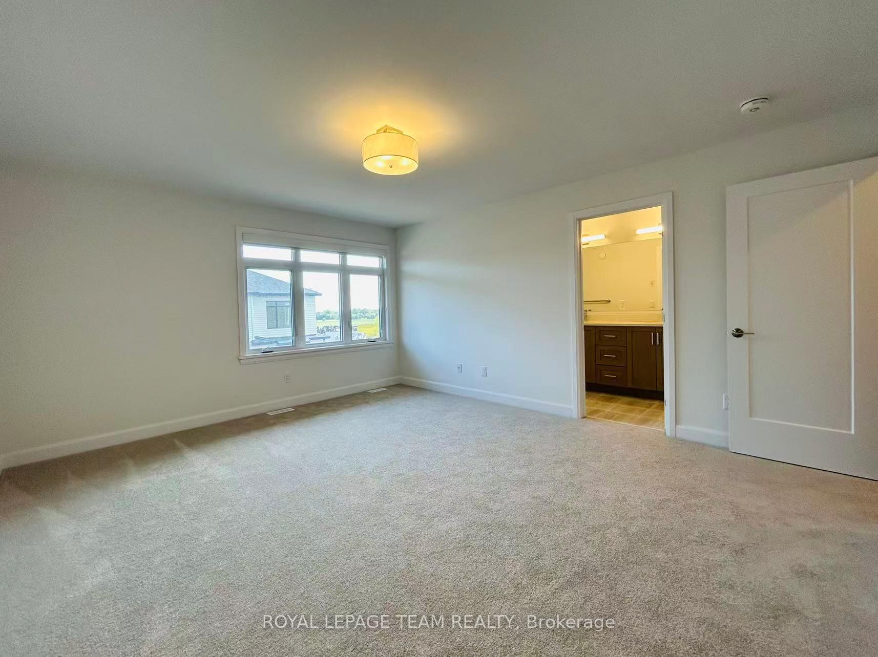 Photo 32 of 1302 Whitlow Grass Way, Ottawa, Kanata - Morgan's Grant/South March — HOMEH