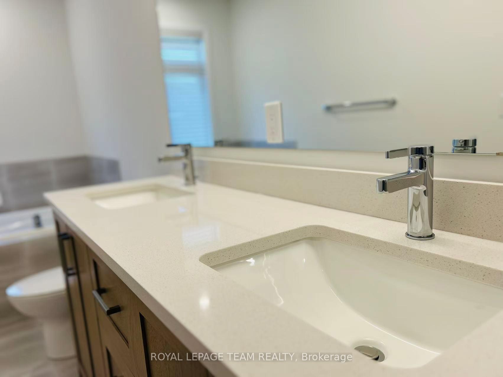 Photo 38 of 1302 Whitlow Grass Way, Ottawa, Kanata - Morgan's Grant/South March — HOMEH