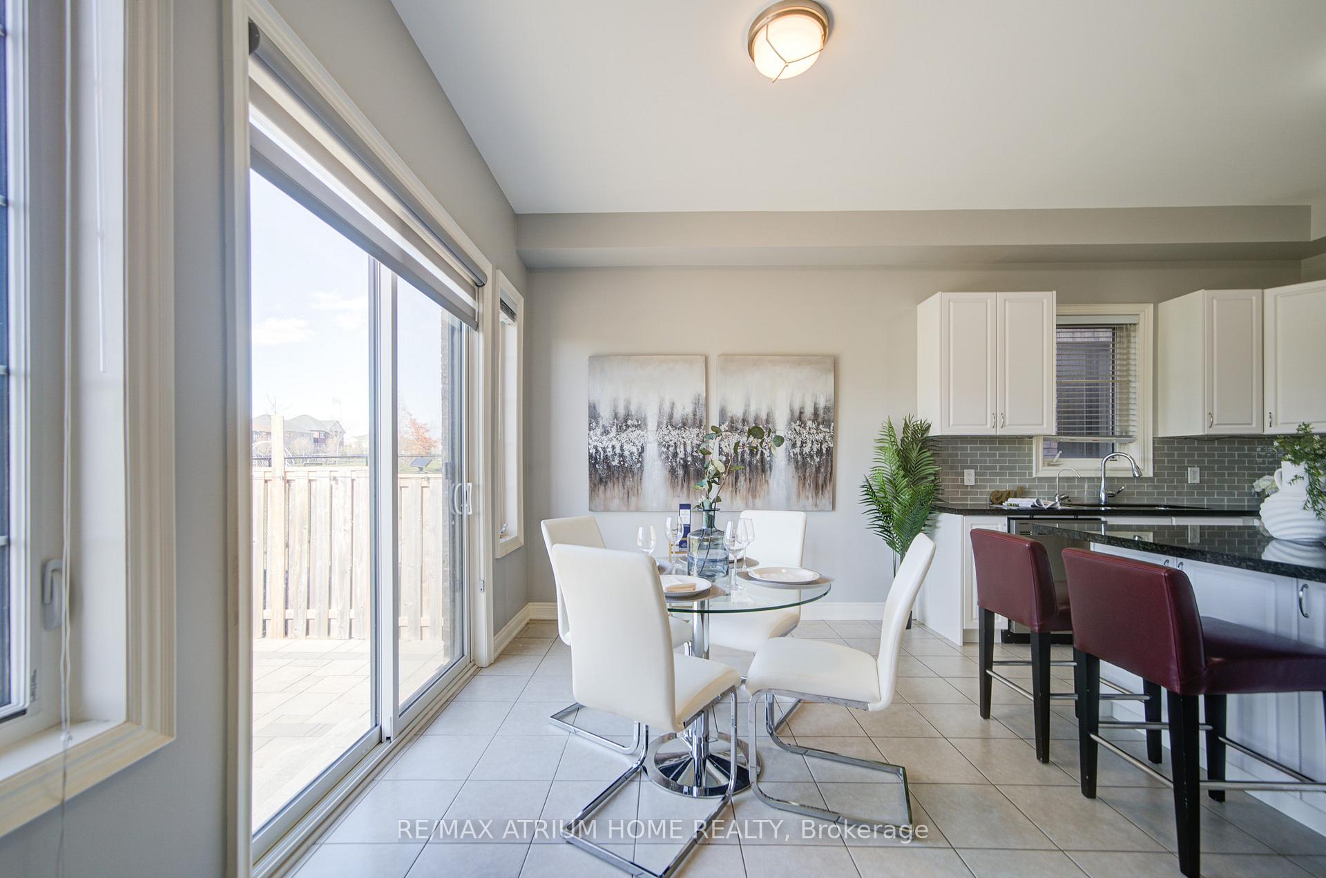 Photo 21 of 127 Maple Ridge Crescent, Markham, Greensborough — HOMEH