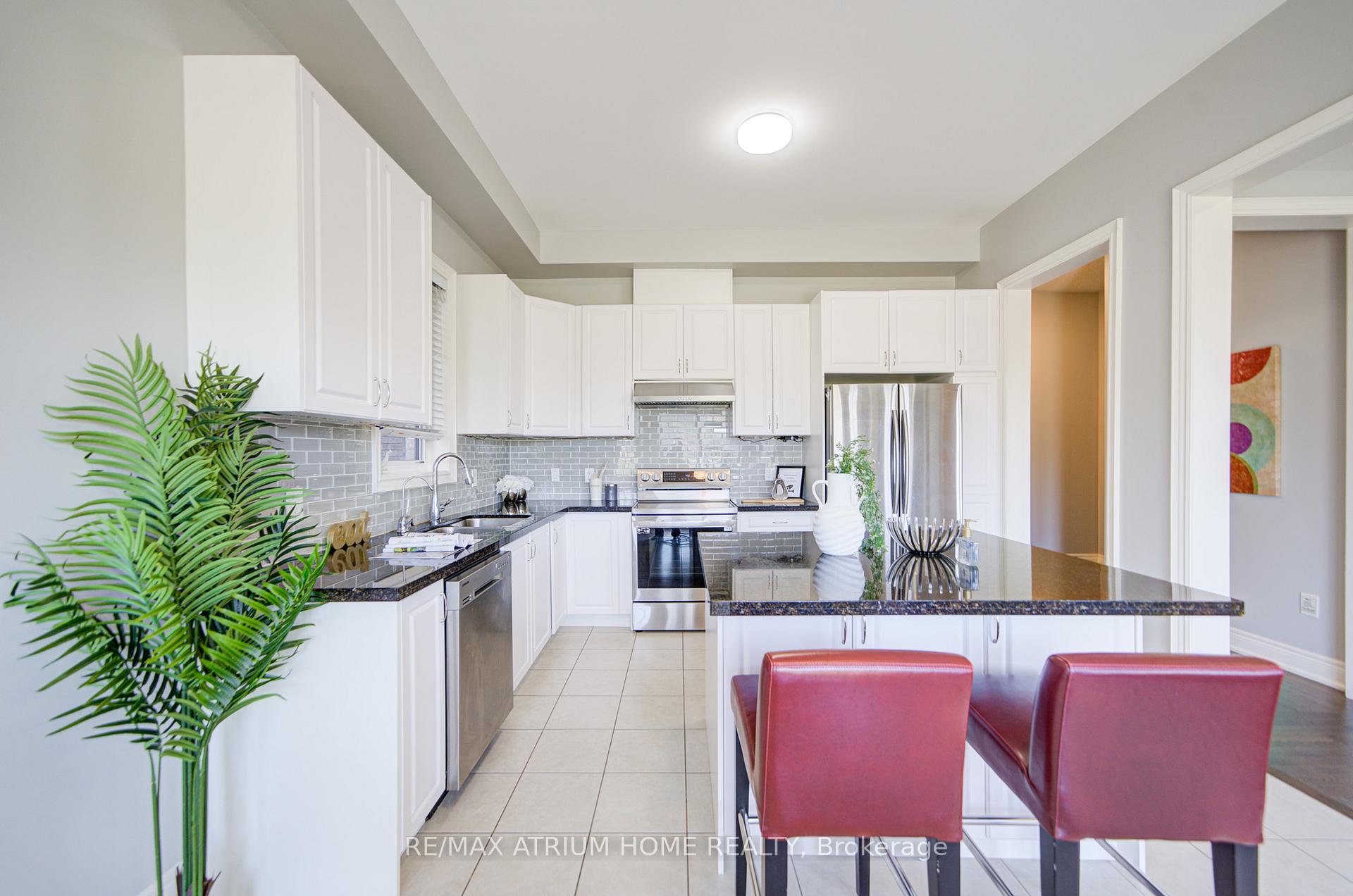 Photo 22 of 127 Maple Ridge Crescent, Markham, Greensborough — HOMEH