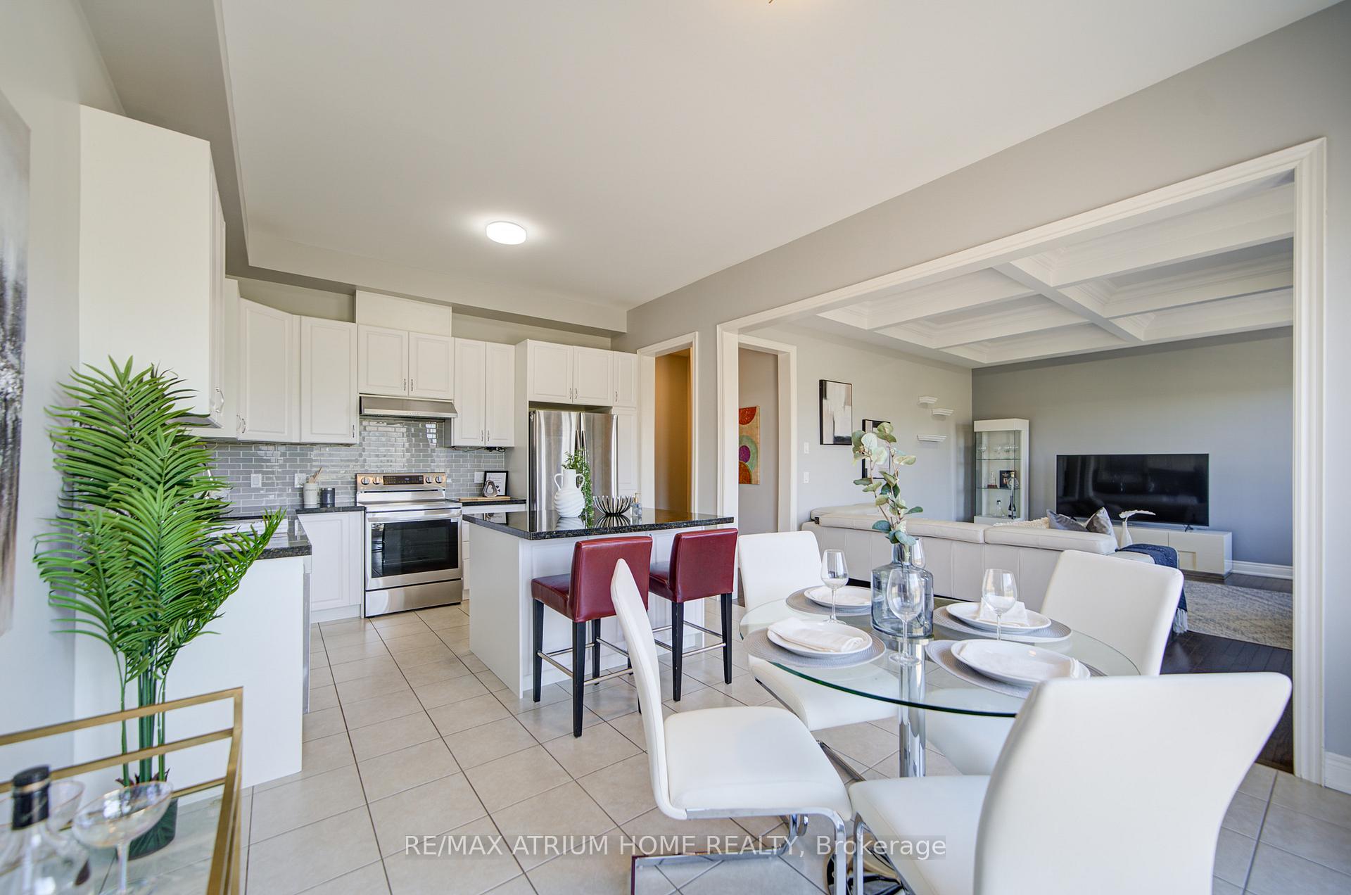 Photo 23 of 127 Maple Ridge Crescent, Markham, Greensborough — HOMEH