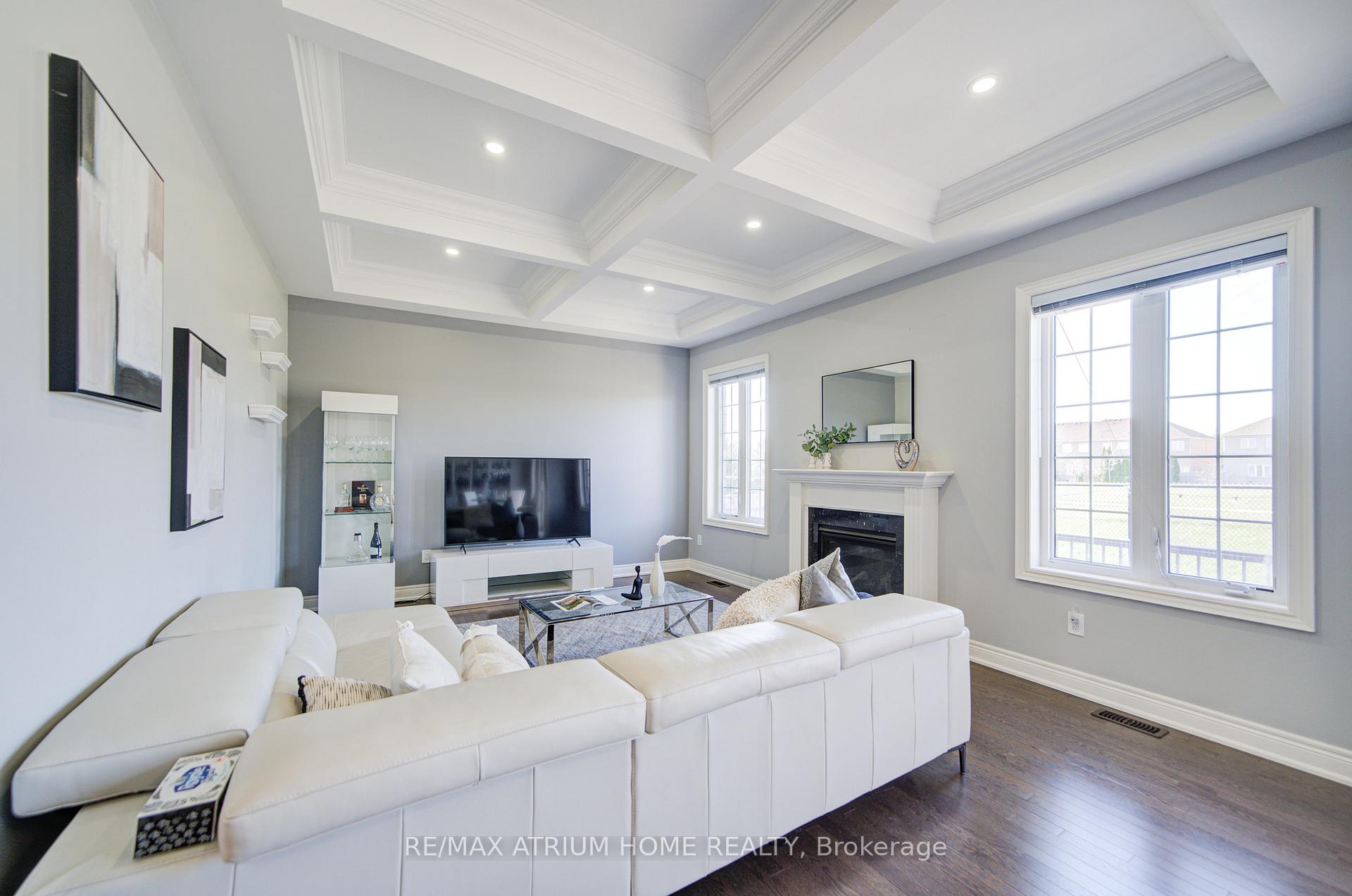 Photo 24 of 127 Maple Ridge Crescent, Markham, Greensborough — HOMEH