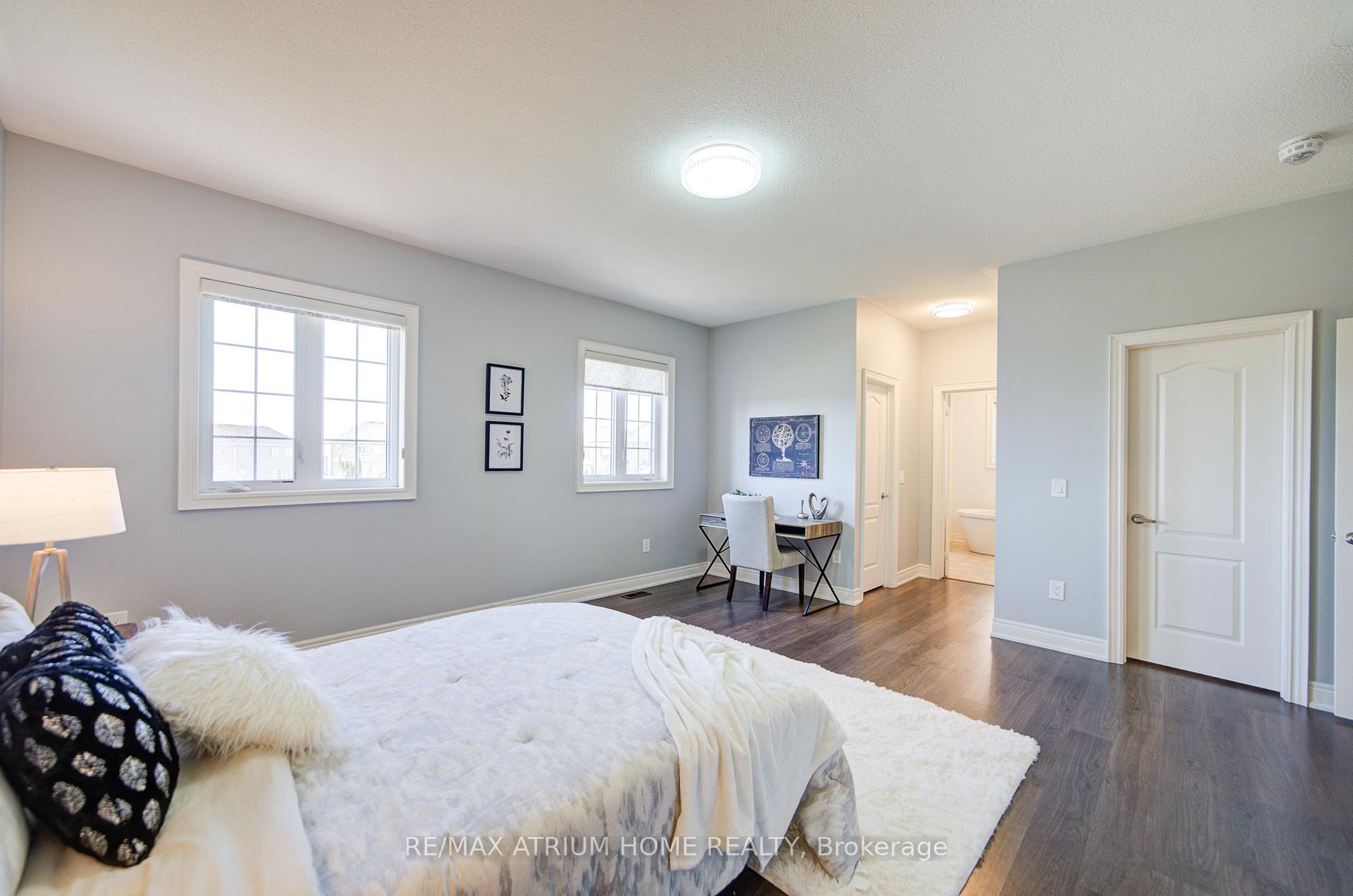 Photo 37 of 127 Maple Ridge Crescent, Markham, Greensborough — HOMEH