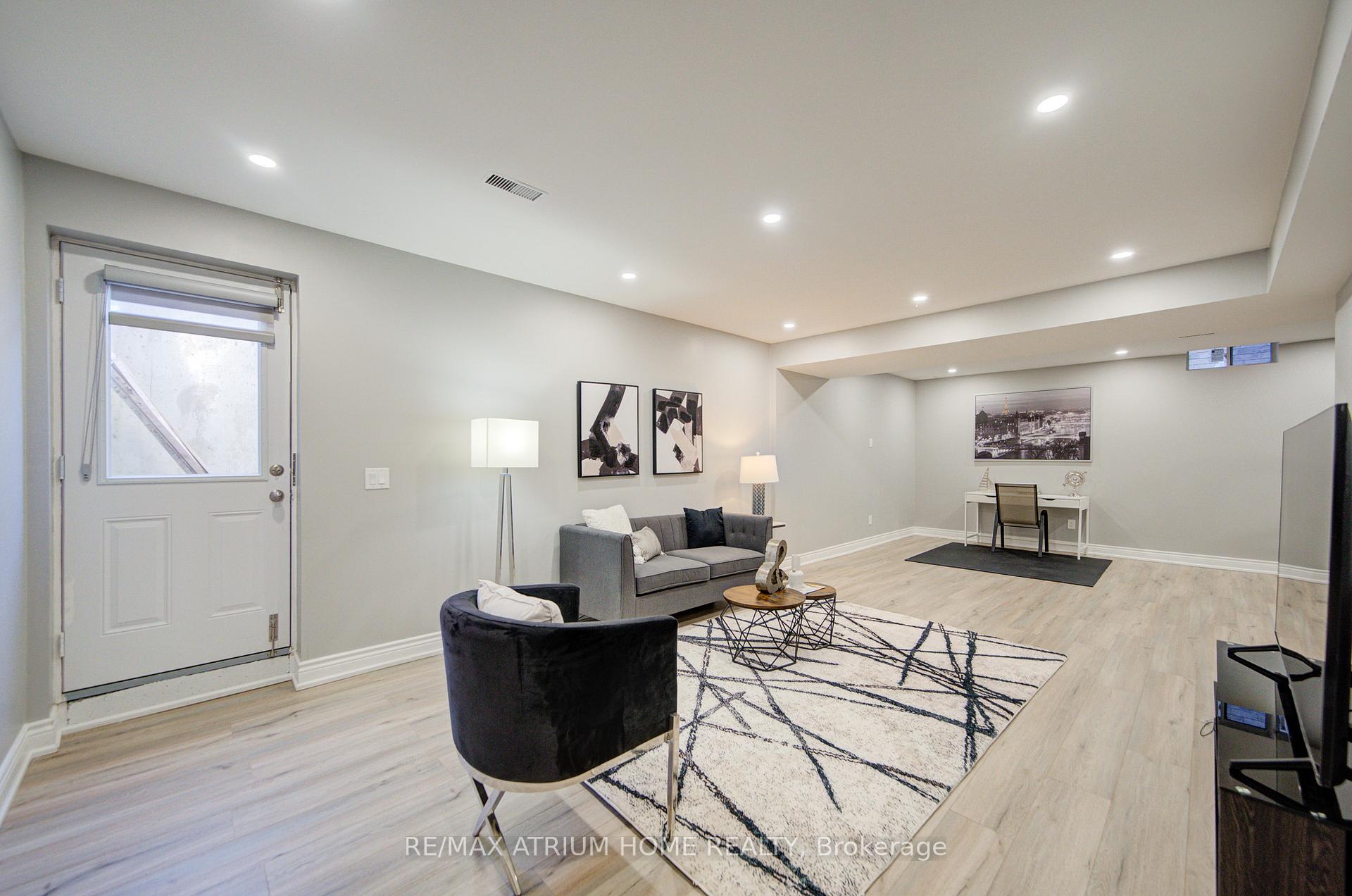 Photo 49 of 127 Maple Ridge Crescent, Markham, Greensborough — HOMEH
