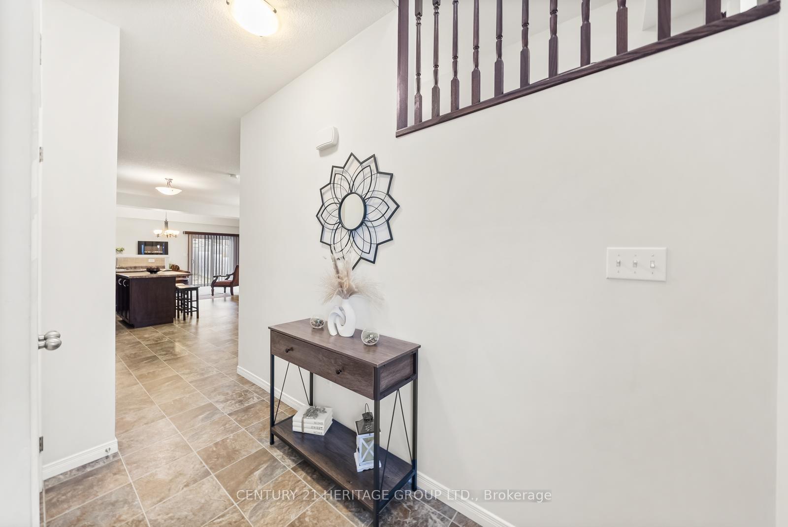 Photo 5 of 382 Woodbine Avenue, Kitchener, Huron Park — HOMEH