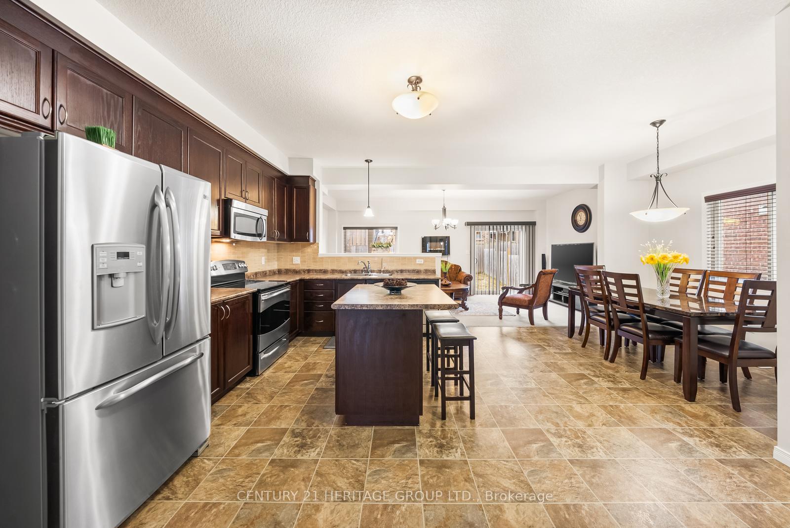 Photo 7 of 382 Woodbine Avenue, Kitchener, Huron Park — HOMEH