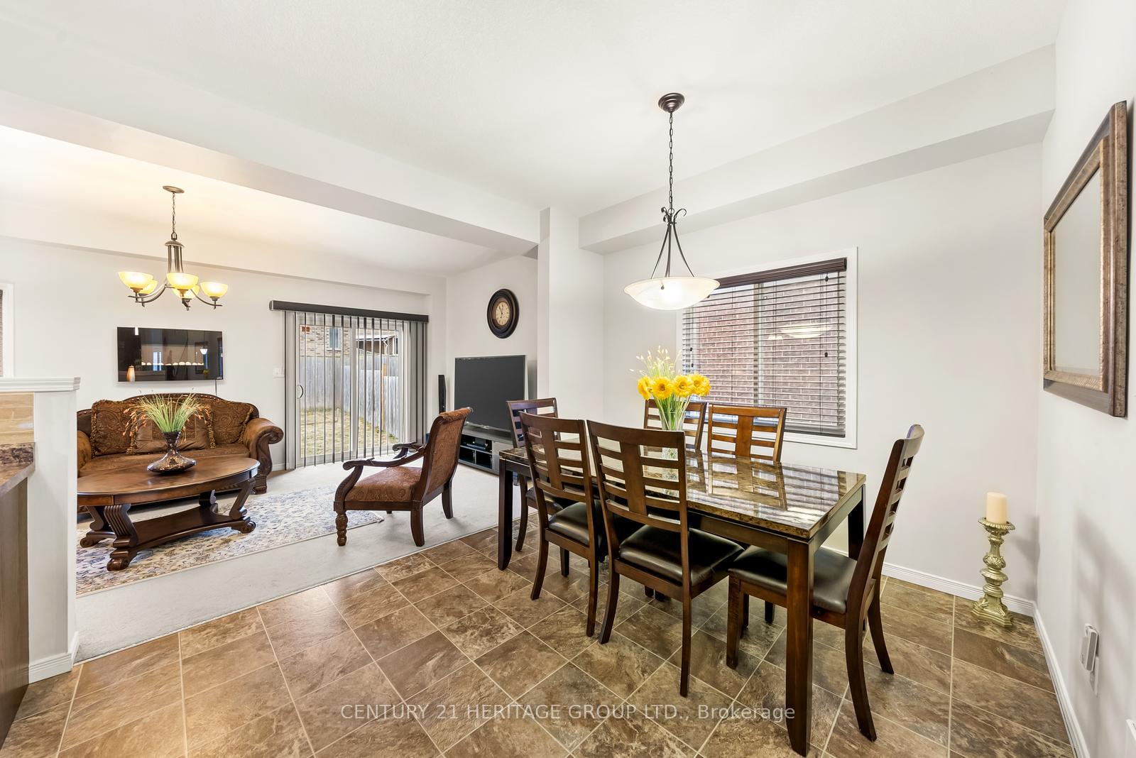 Photo 8 of 382 Woodbine Avenue, Kitchener, Huron Park — HOMEH