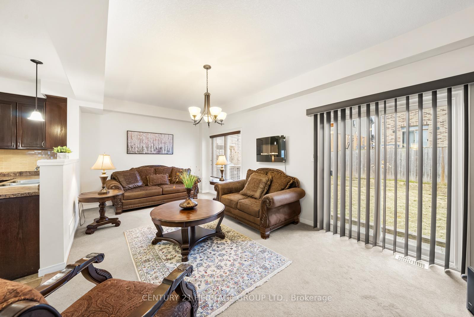 Photo 14 of 382 Woodbine Avenue, Kitchener, Huron Park — HOMEH