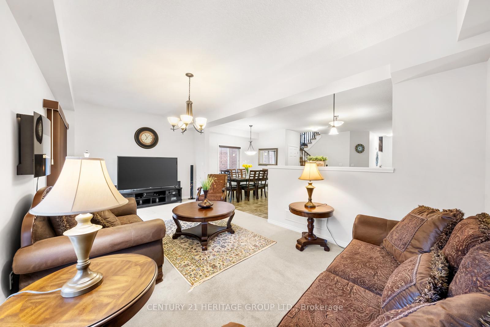 Photo 15 of 382 Woodbine Avenue, Kitchener, Huron Park — HOMEH
