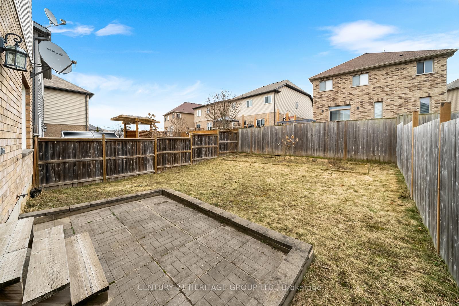 Photo 38 of 382 Woodbine Avenue, Kitchener, Huron Park — HOMEH