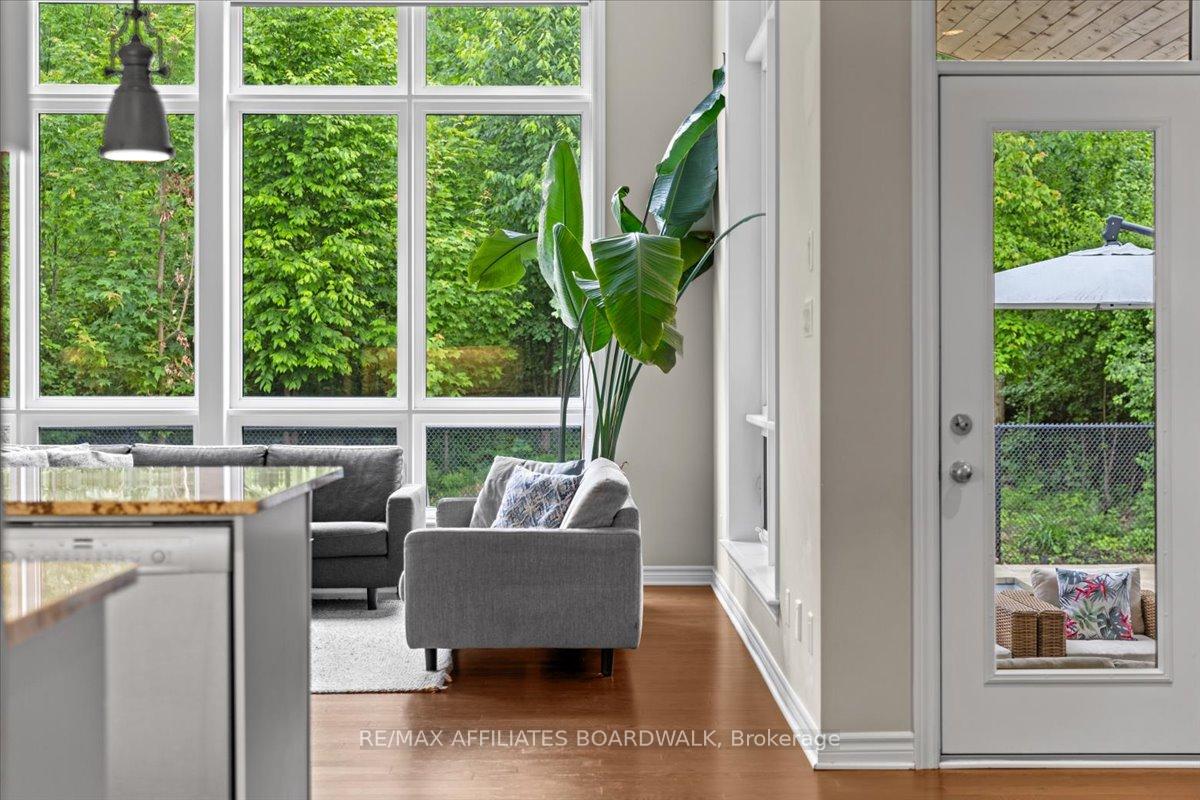 Photo 12 of 242 Escarpment Crescent, Ottawa, Kanata - Kanata Lakes/Heritage Hills — HOMEH