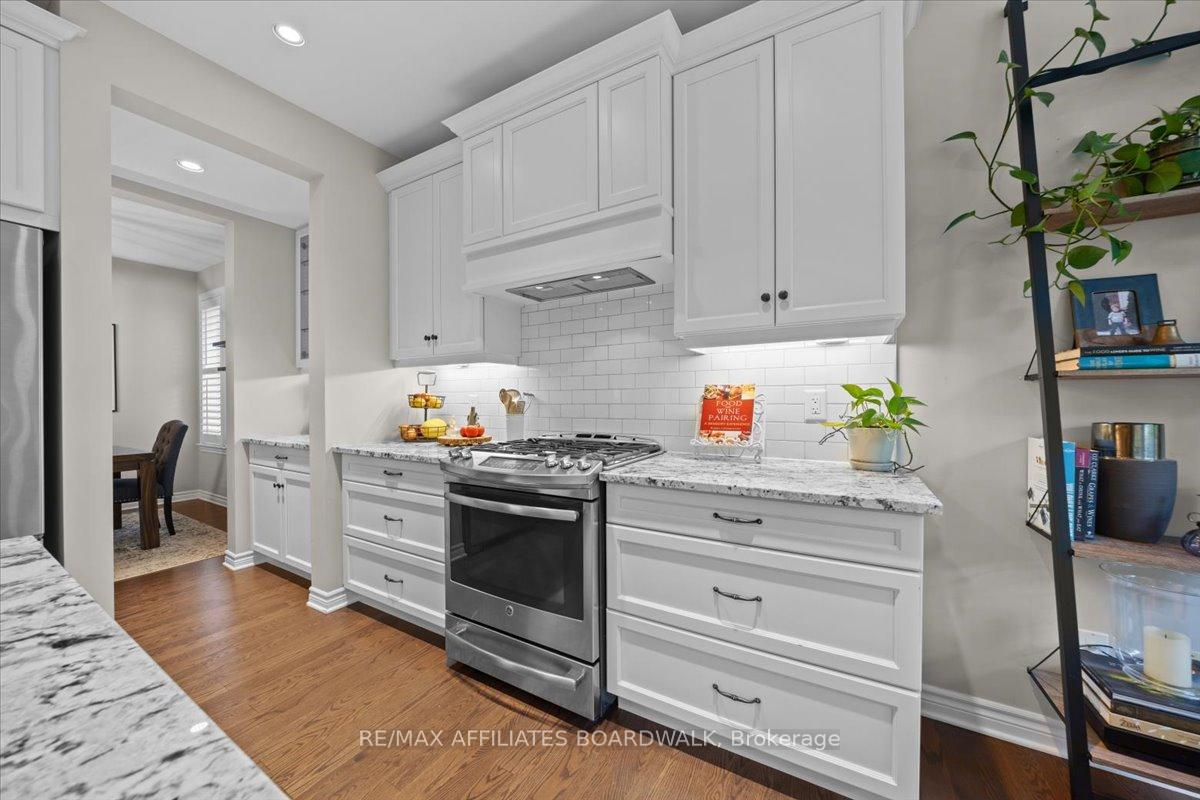 Photo 23 of 242 Escarpment Crescent, Ottawa, Kanata - Kanata Lakes/Heritage Hills — HOMEH