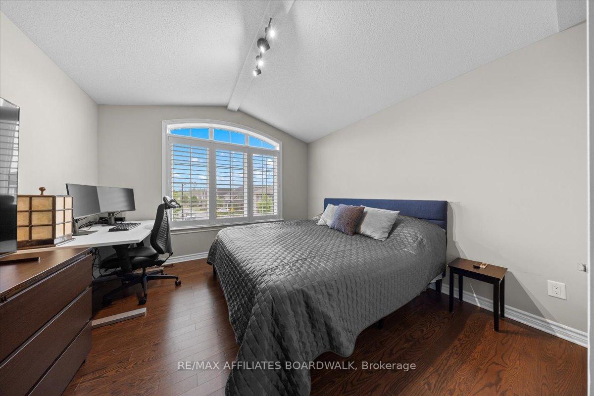Photo 31 of 242 Escarpment Crescent, Ottawa, Kanata - Kanata Lakes/Heritage Hills — HOMEH