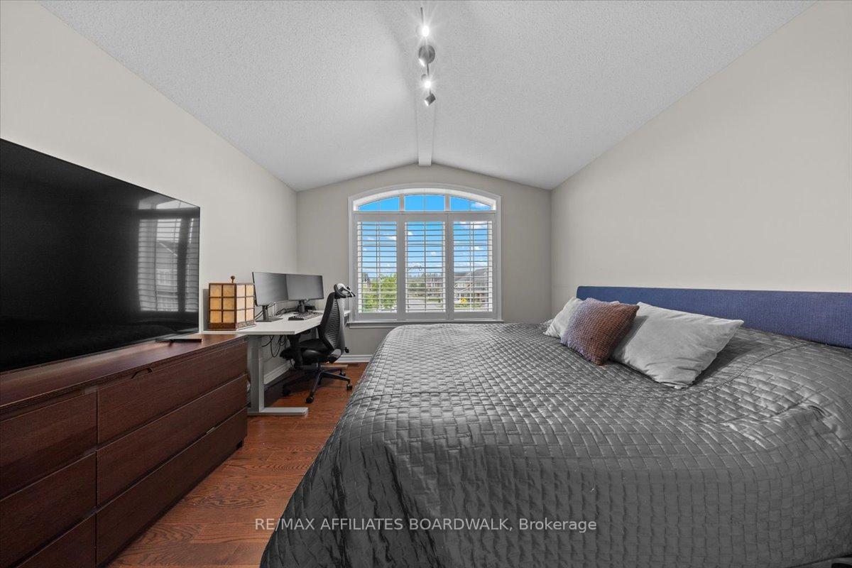 Photo 32 of 242 Escarpment Crescent, Ottawa, Kanata - Kanata Lakes/Heritage Hills — HOMEH