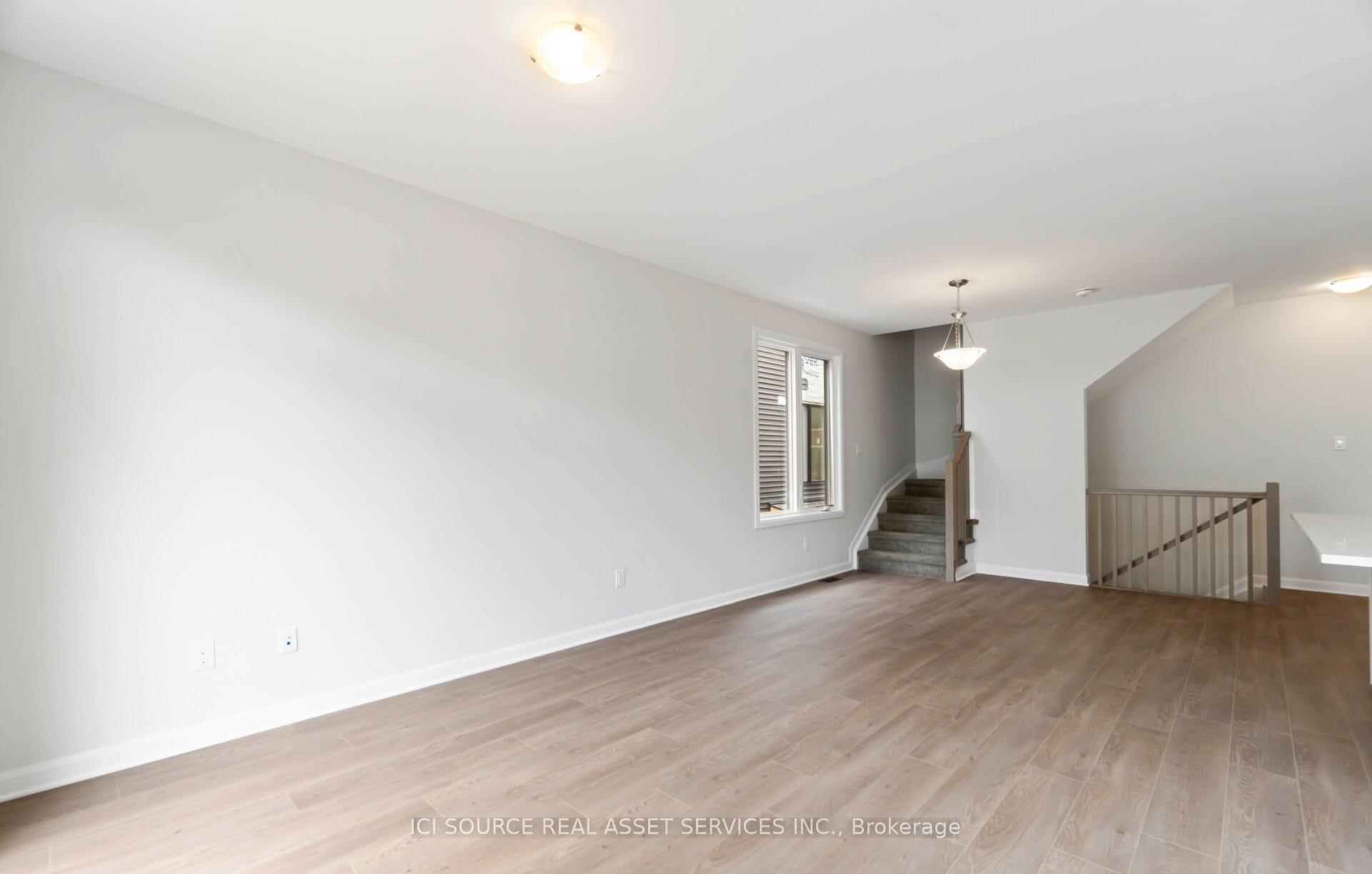 Photo 9 of 418 Silverberry Private, Ottawa, Kanata - Kanata Lakes/Heritage Hills — HOMEH