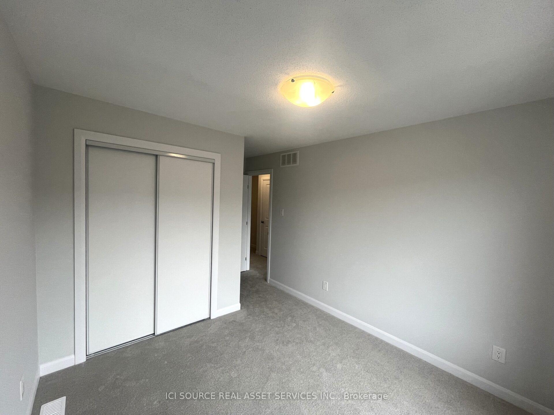 Photo 19 of 418 Silverberry Private, Ottawa, Kanata - Kanata Lakes/Heritage Hills — HOMEH