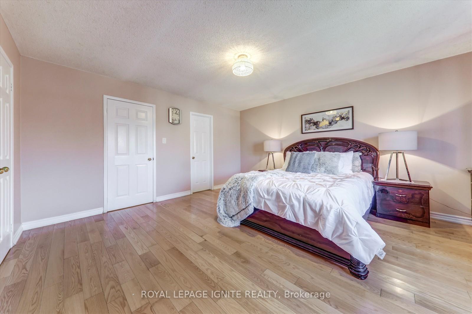 Photo 21 of 218 Sophia Road, Markham, Middlefield — HOMEH